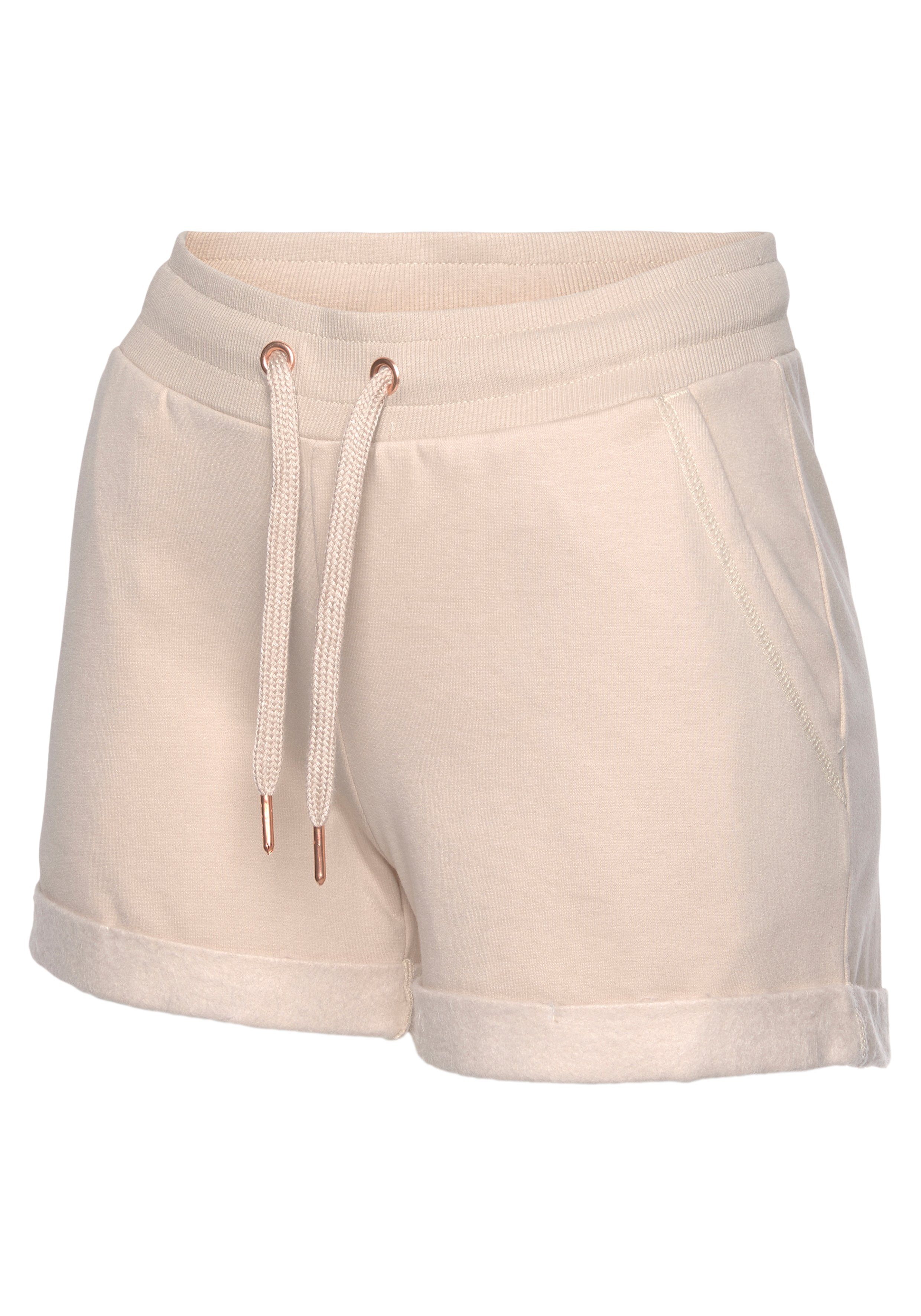 Lascana Short met ribboorden en omslagzoom