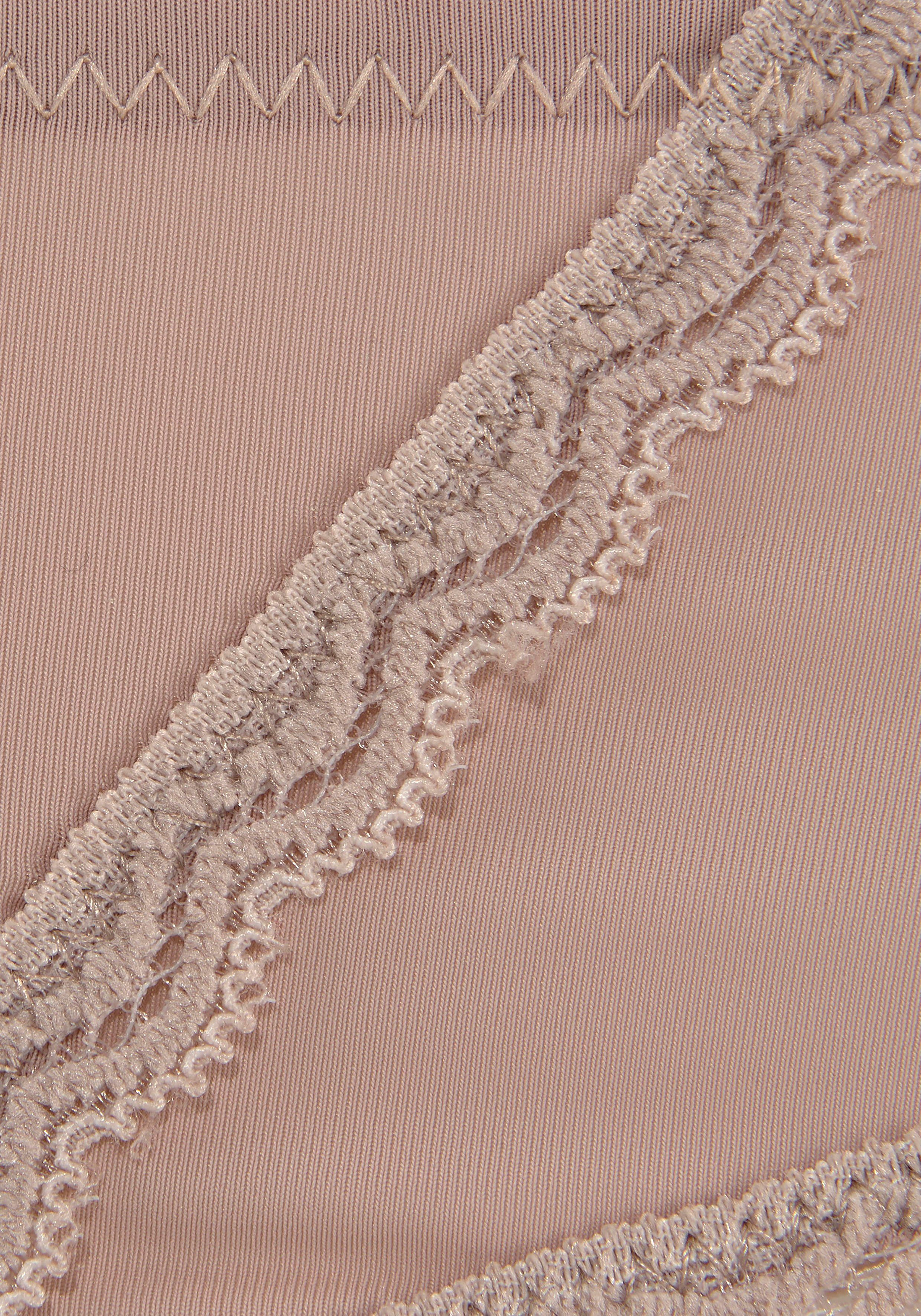 s.Oliver RED LABEL Beachwear String Camille met fijne kanten rand