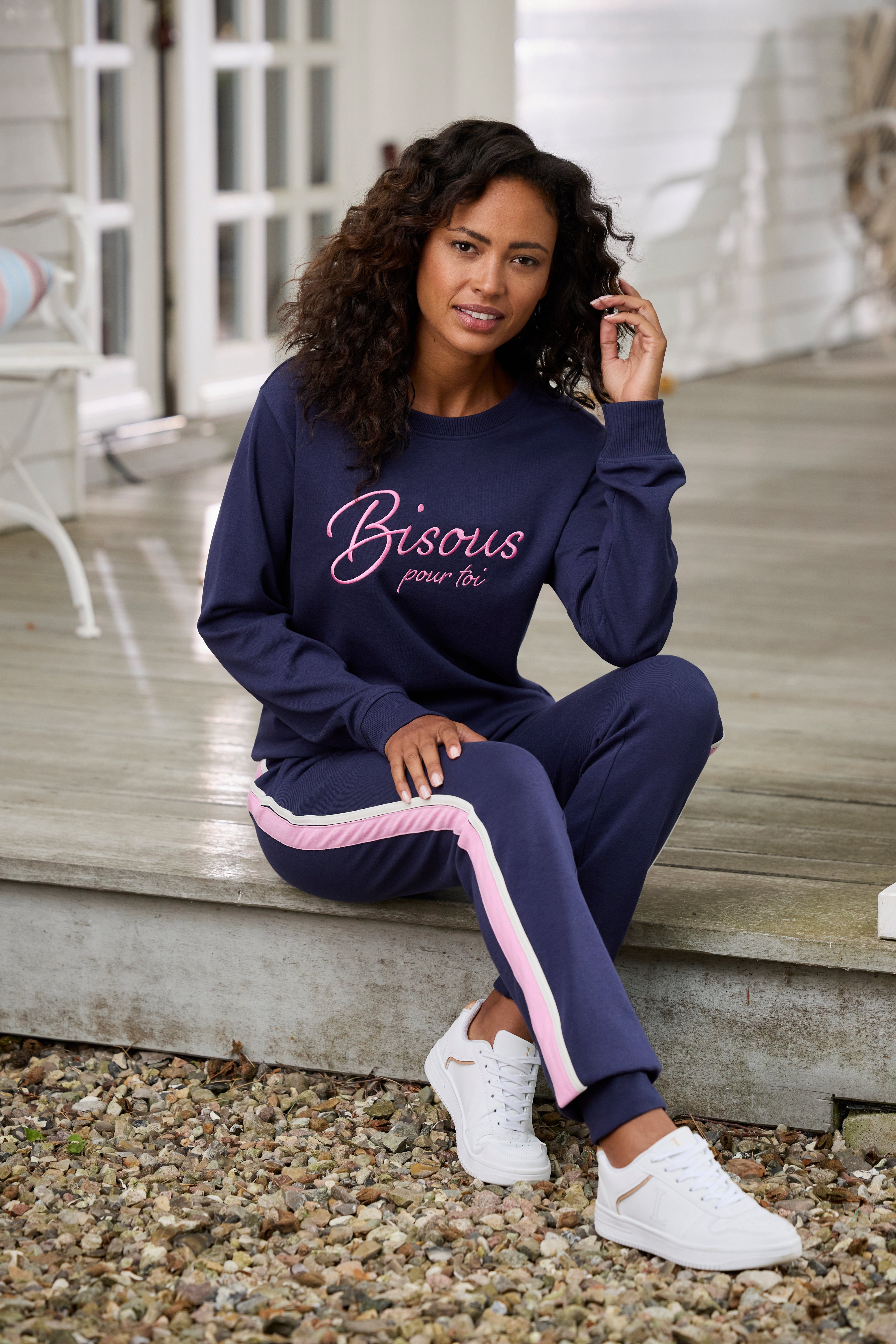 Vivance Sweatshirt Sweatshirt met frontprint, loungeanzug (1-delig)
