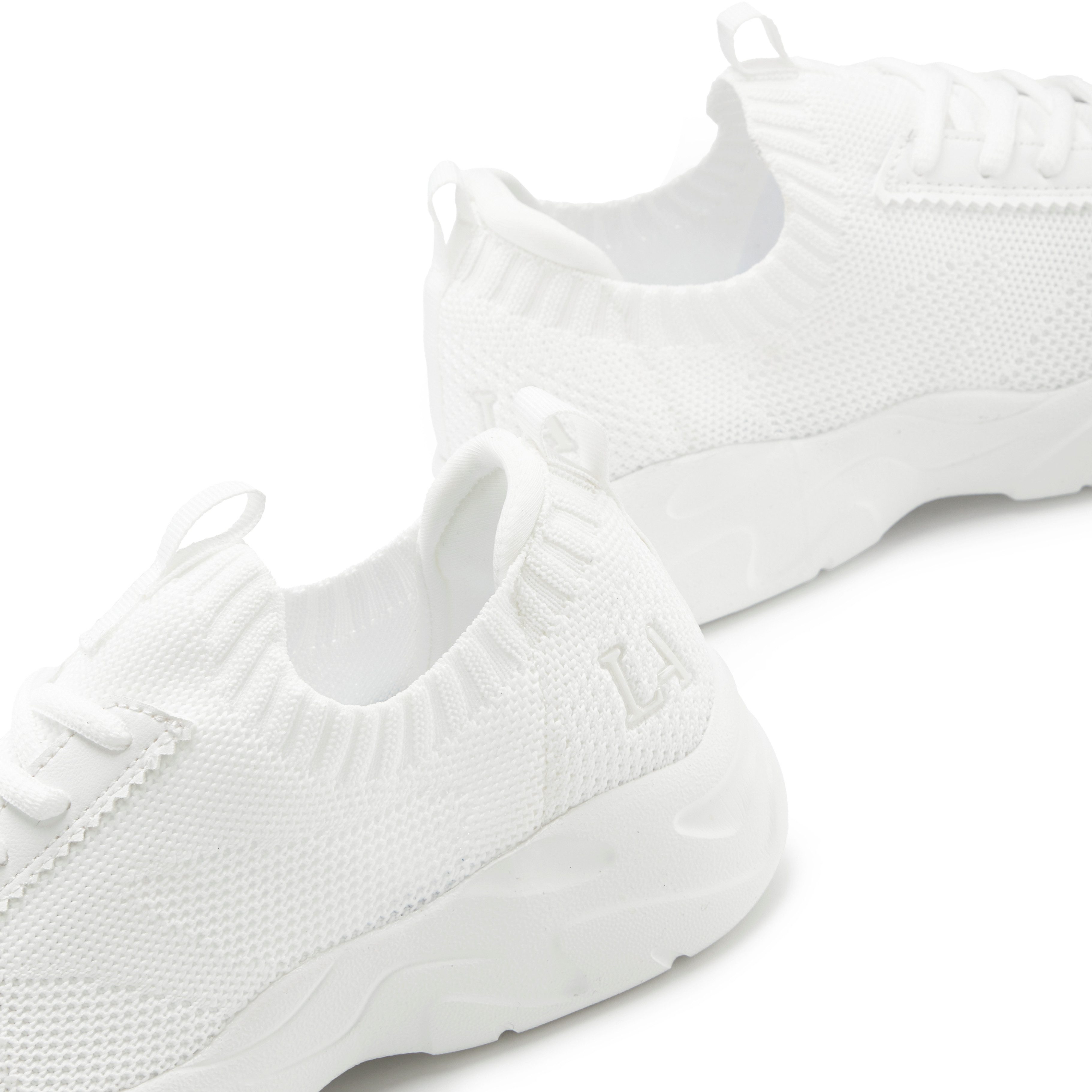 active by Lascana Sneakers ultralicht en comfortabel om zo aan te schieten vegan