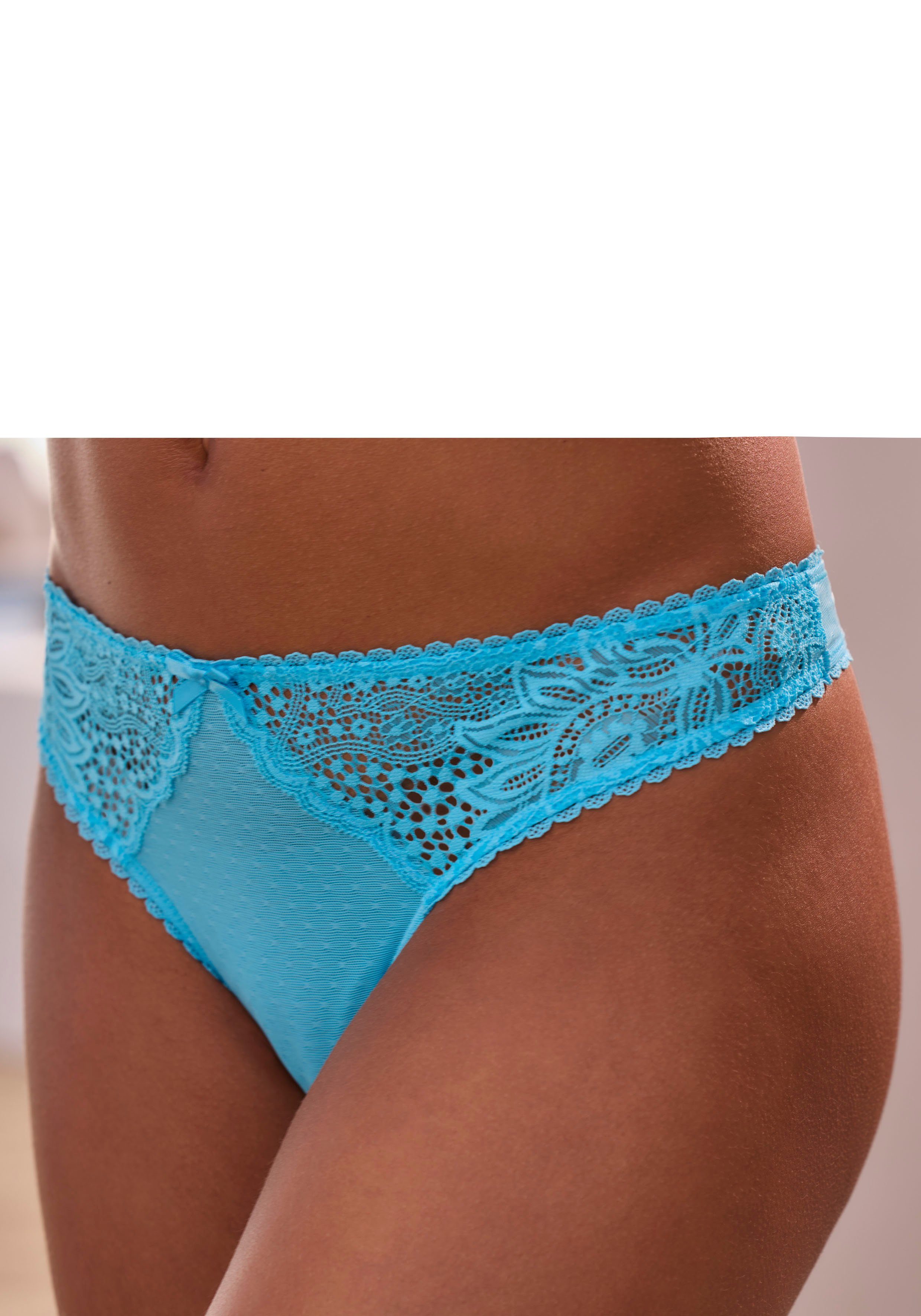 Vivance String met kanten inzetten opzij in gebloemde look