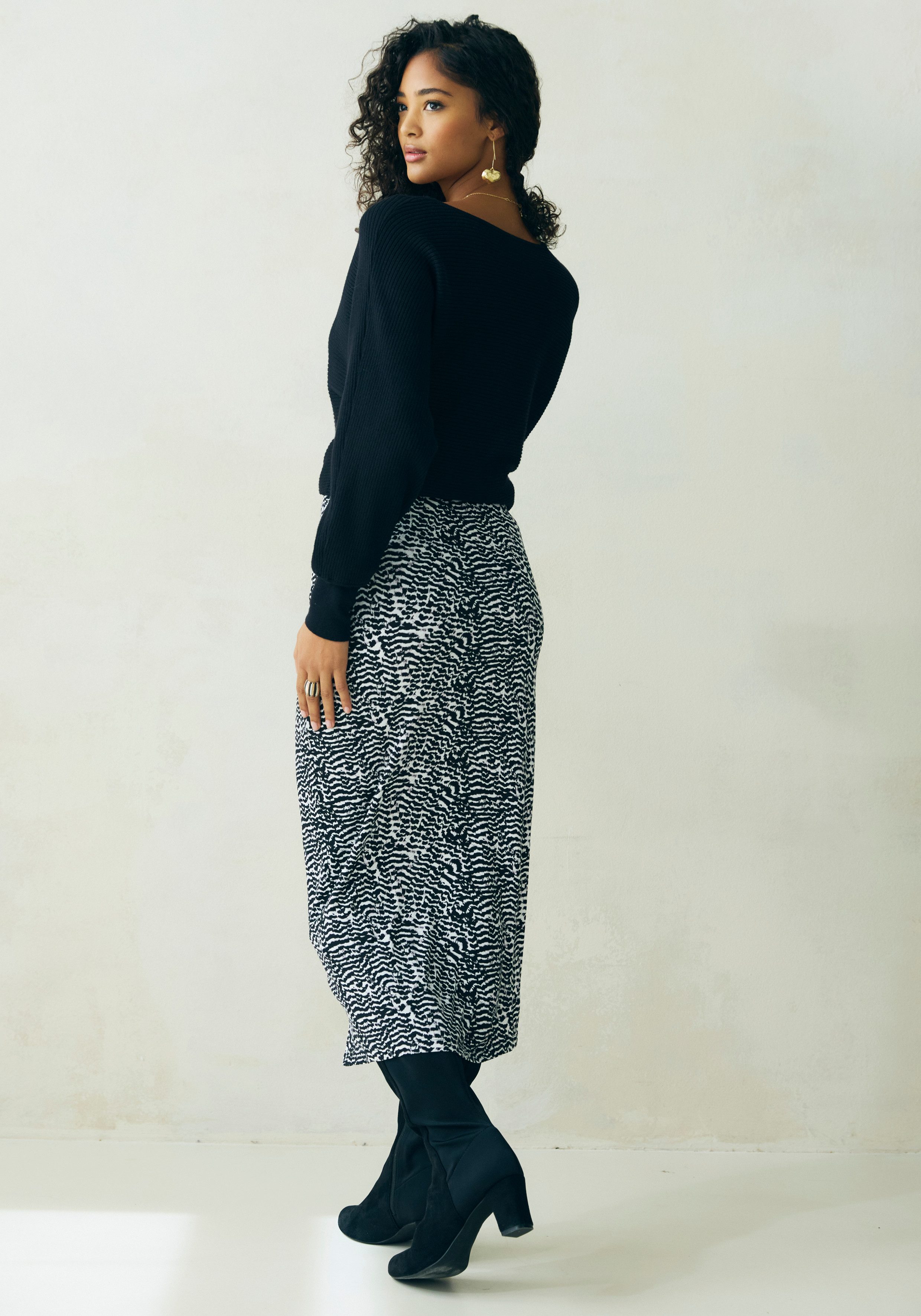 Vivance Midirok met plooien aan de zijkant en split, jersey rok met animal print