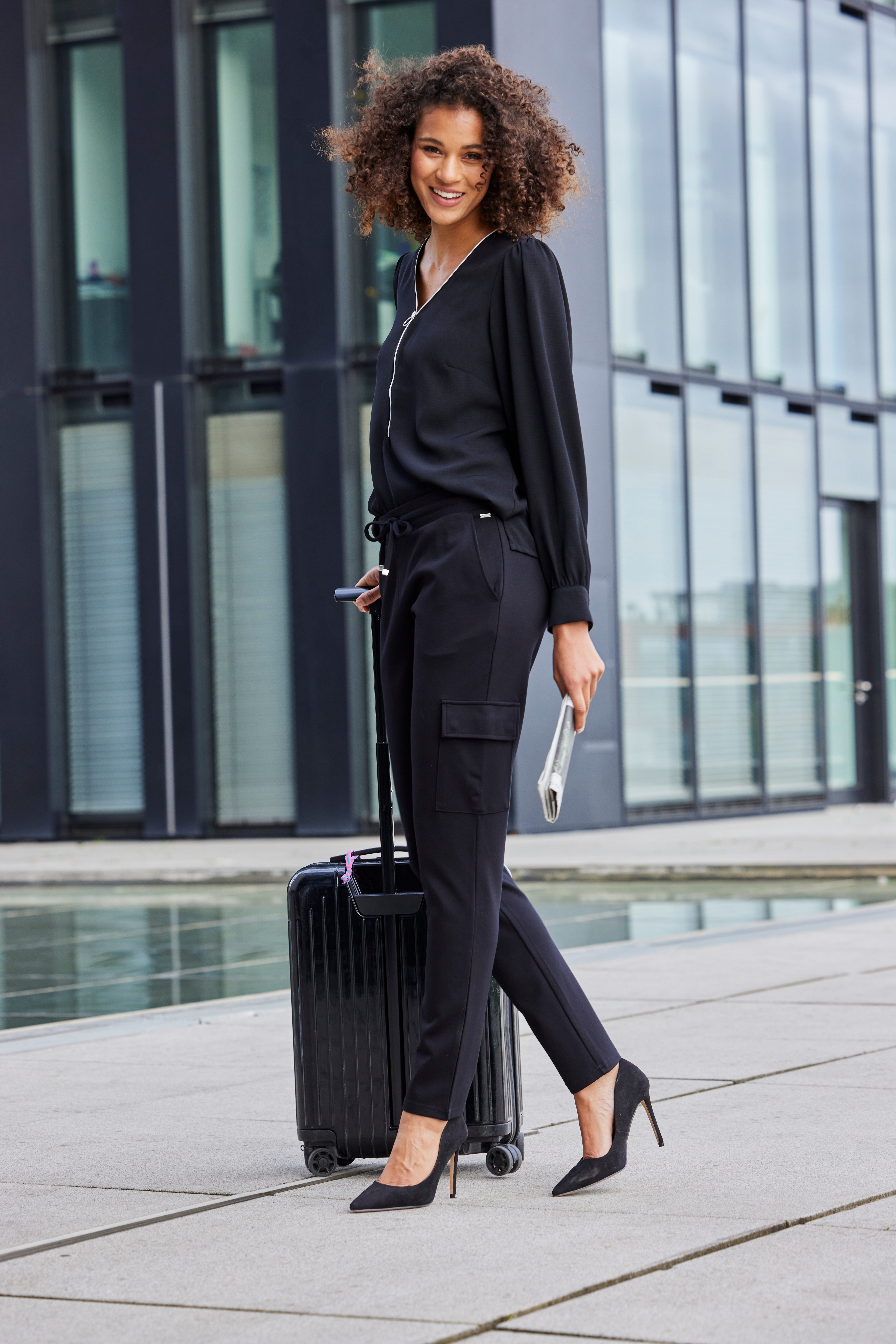 Lascana Cargobroek in zacht vloeiend materiaal, loungewear