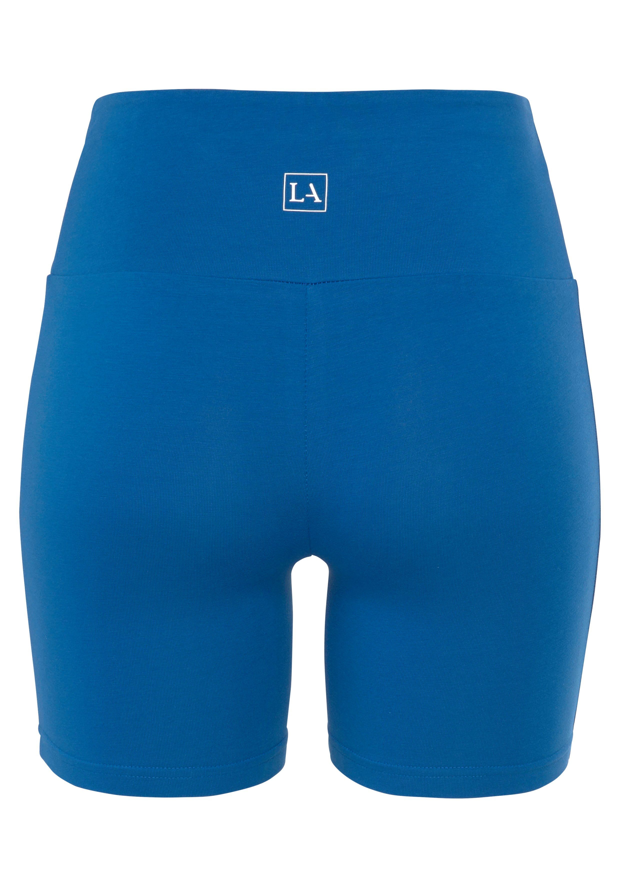 Lascana Short met brede boord en logoprint, loungewear