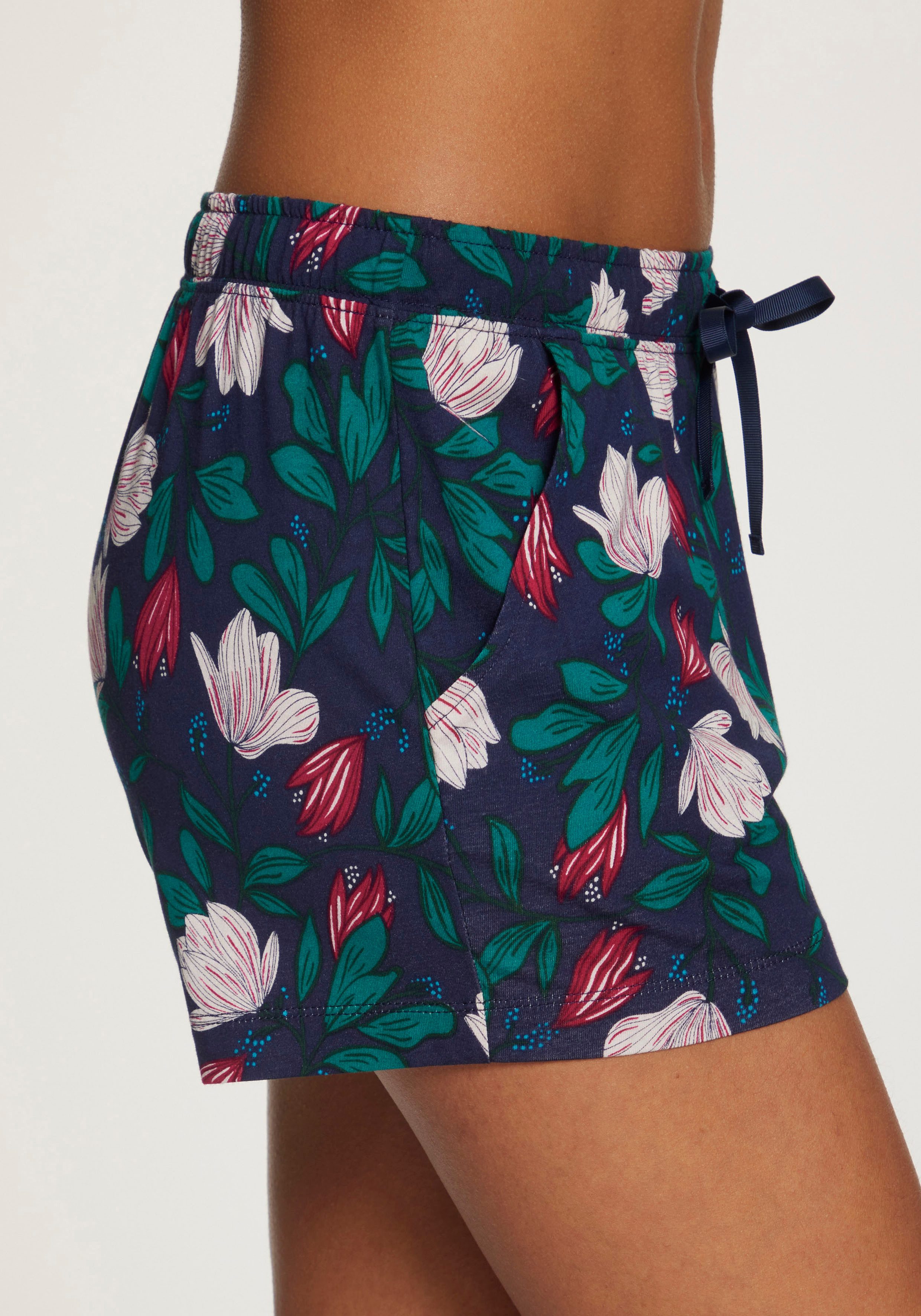 s.Oliver RED LABEL Beachwear Pyjamashort met een mooi motief