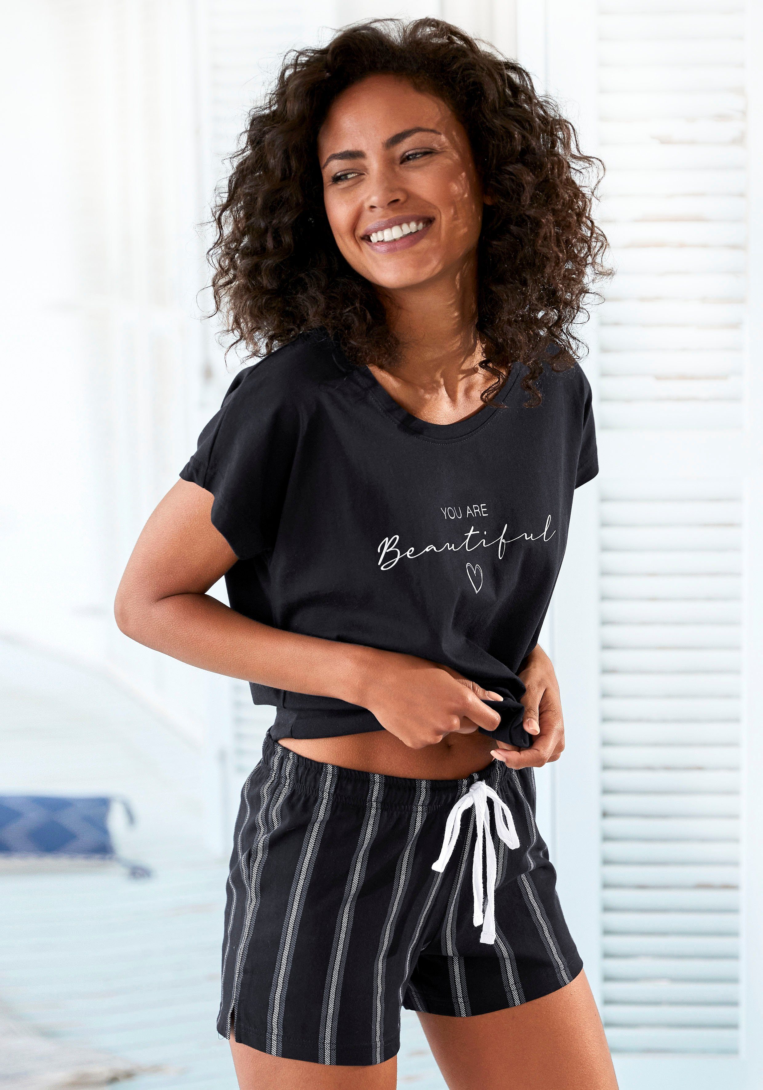Vivance Dreams Shortama met frontprint (2-delig, 1 stuk)