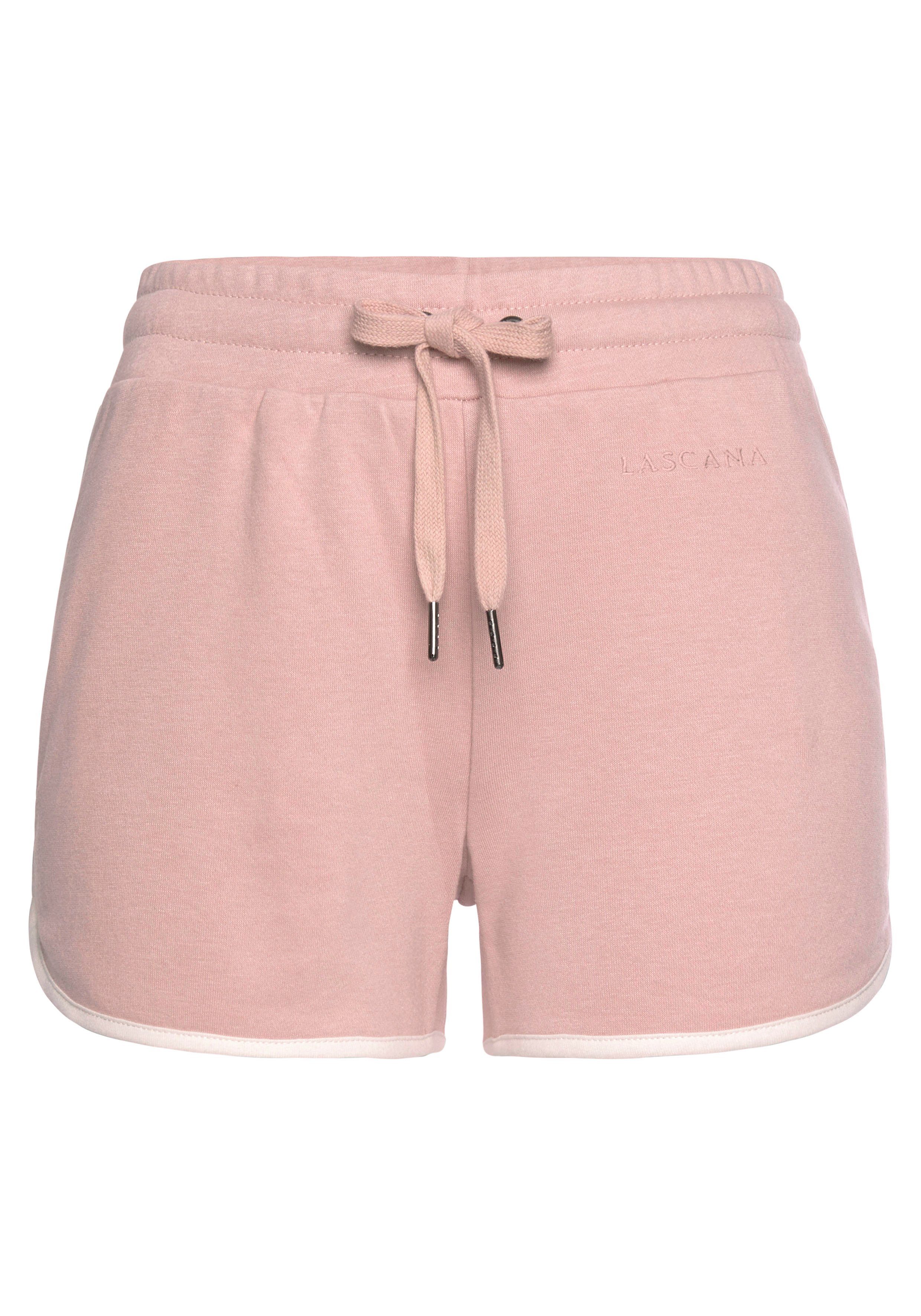 Lascana Relaxshorts met contrastpaspels, loungepak