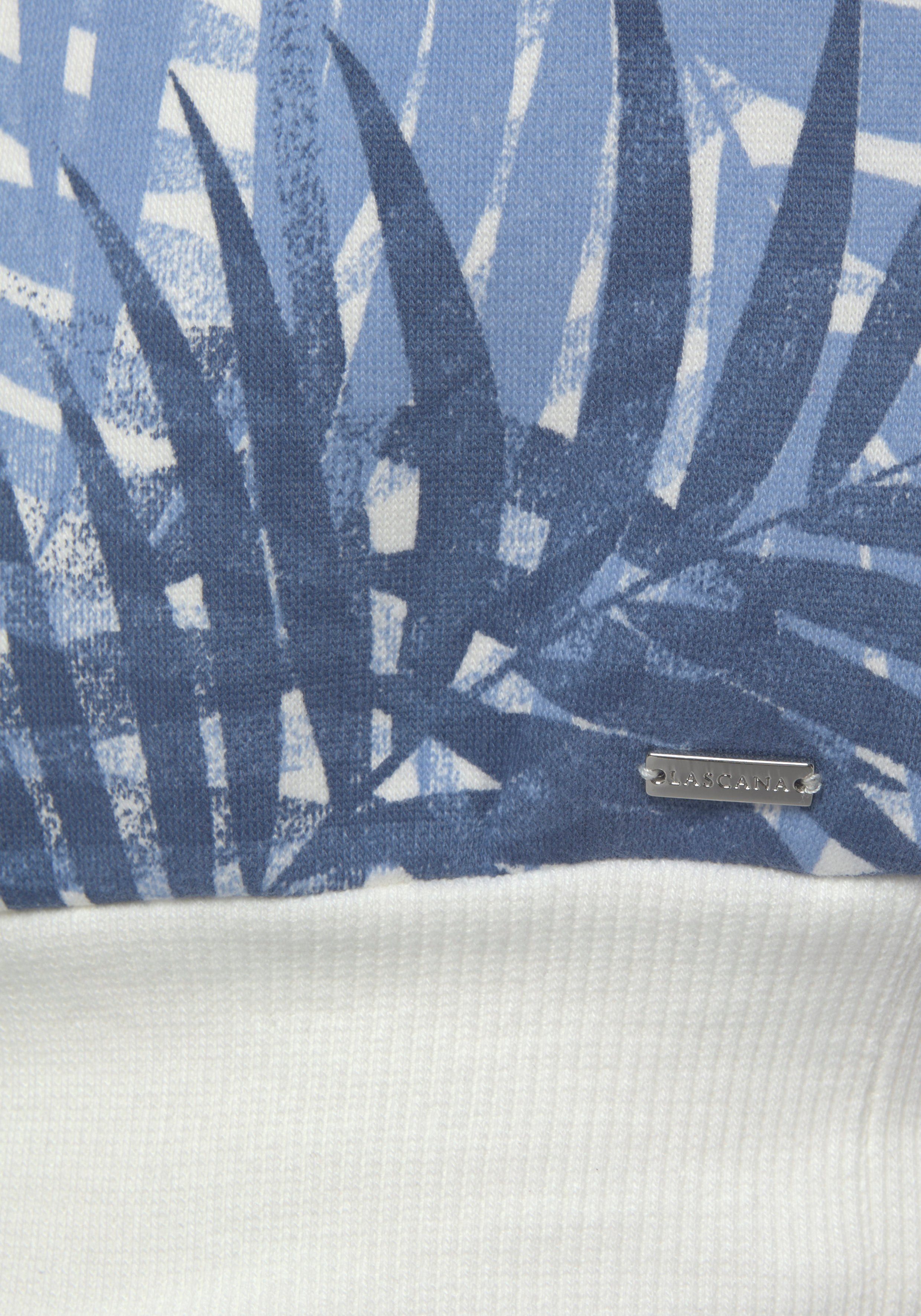 Lascana Sweater Loungeshirt Loungetop met allover-bladerenprint, loungewear (1-delig)