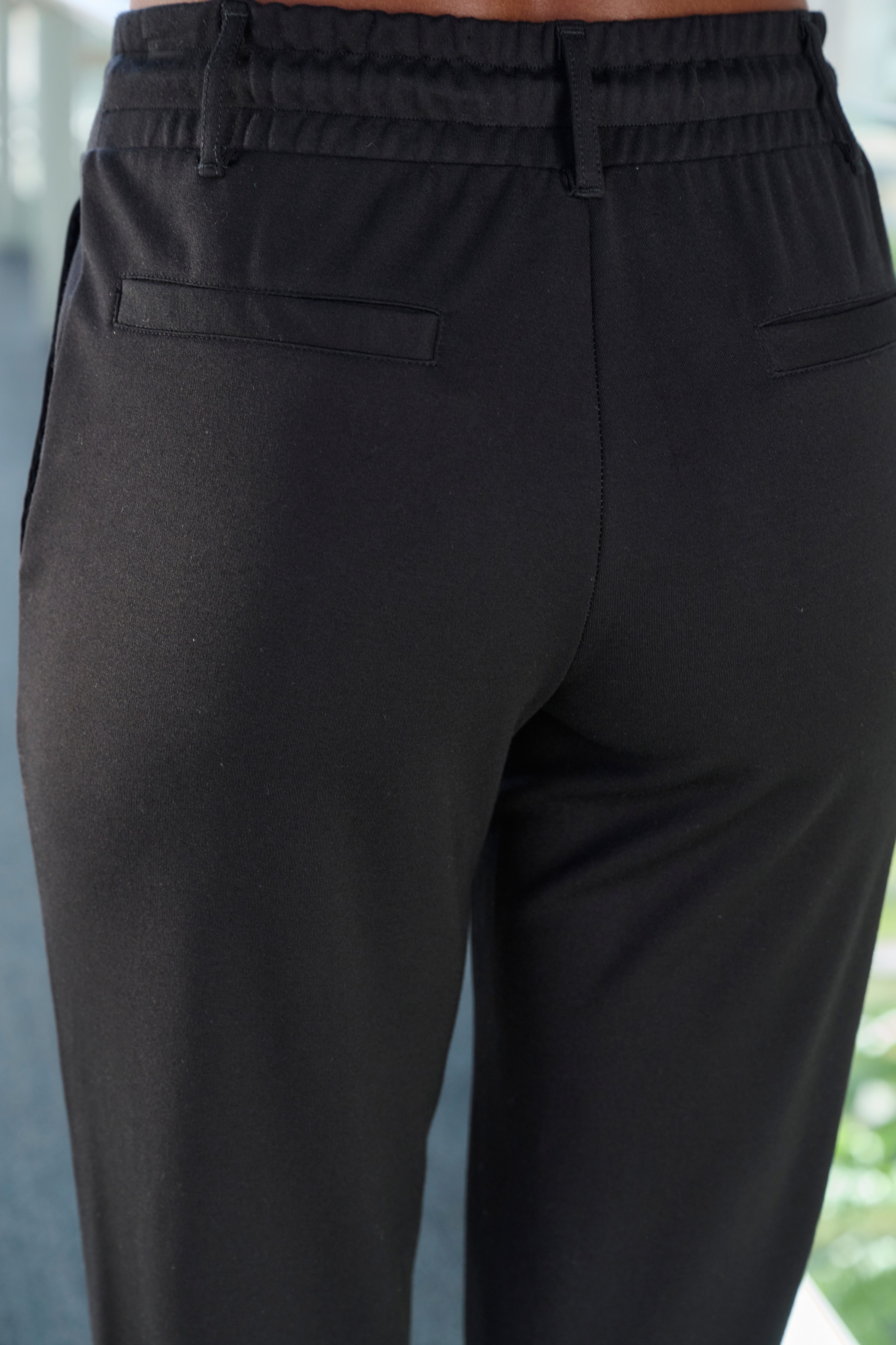 Lascana Jogpants met elastische tailleband en riemlussen, loungewear (1-delig)