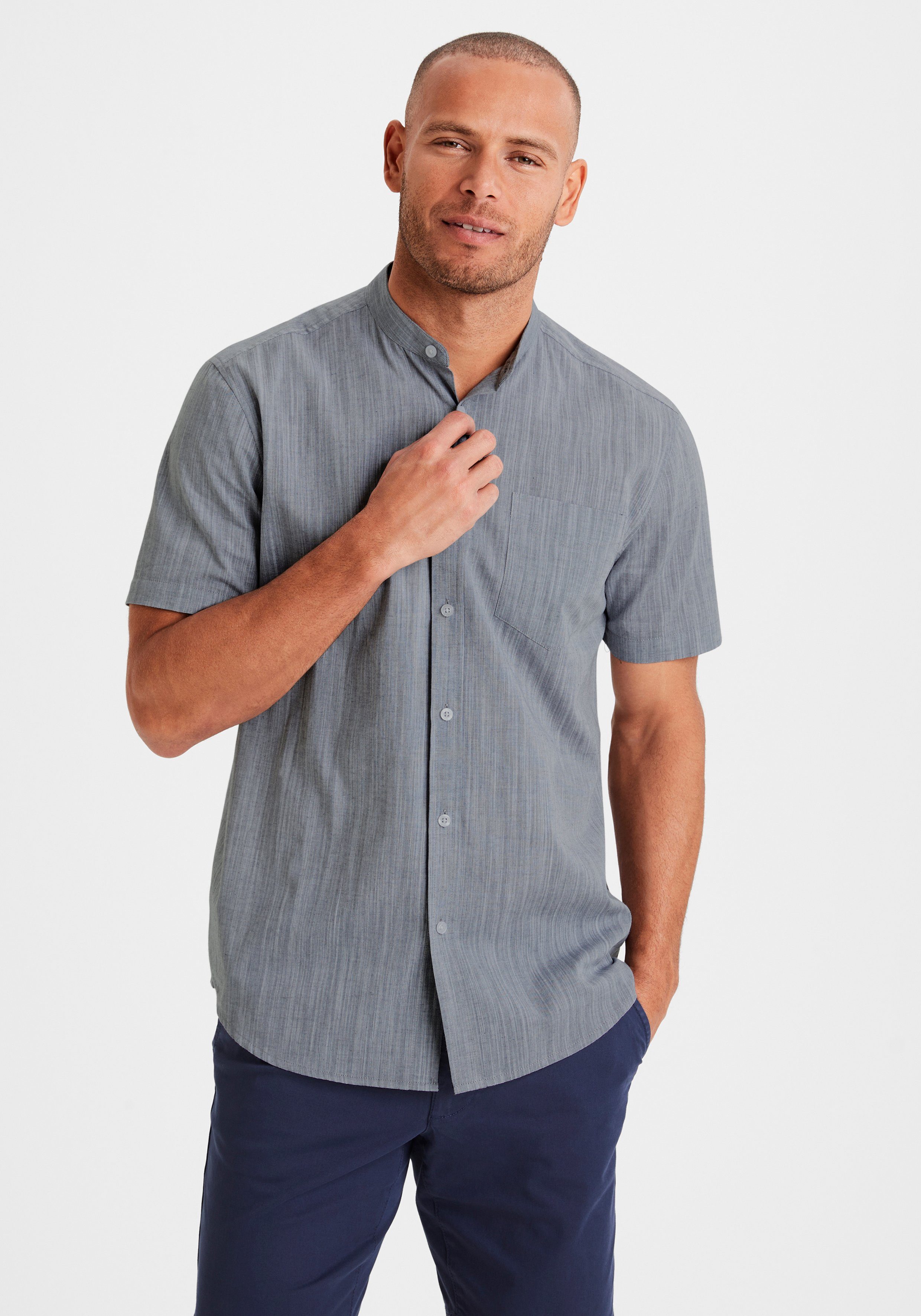 H.I.S Overhemd met korte mouwen Regular fit, knoopsluiting, met opstaande kraag Regular fit, staande kraag shirt met borstzak, 100% katoen