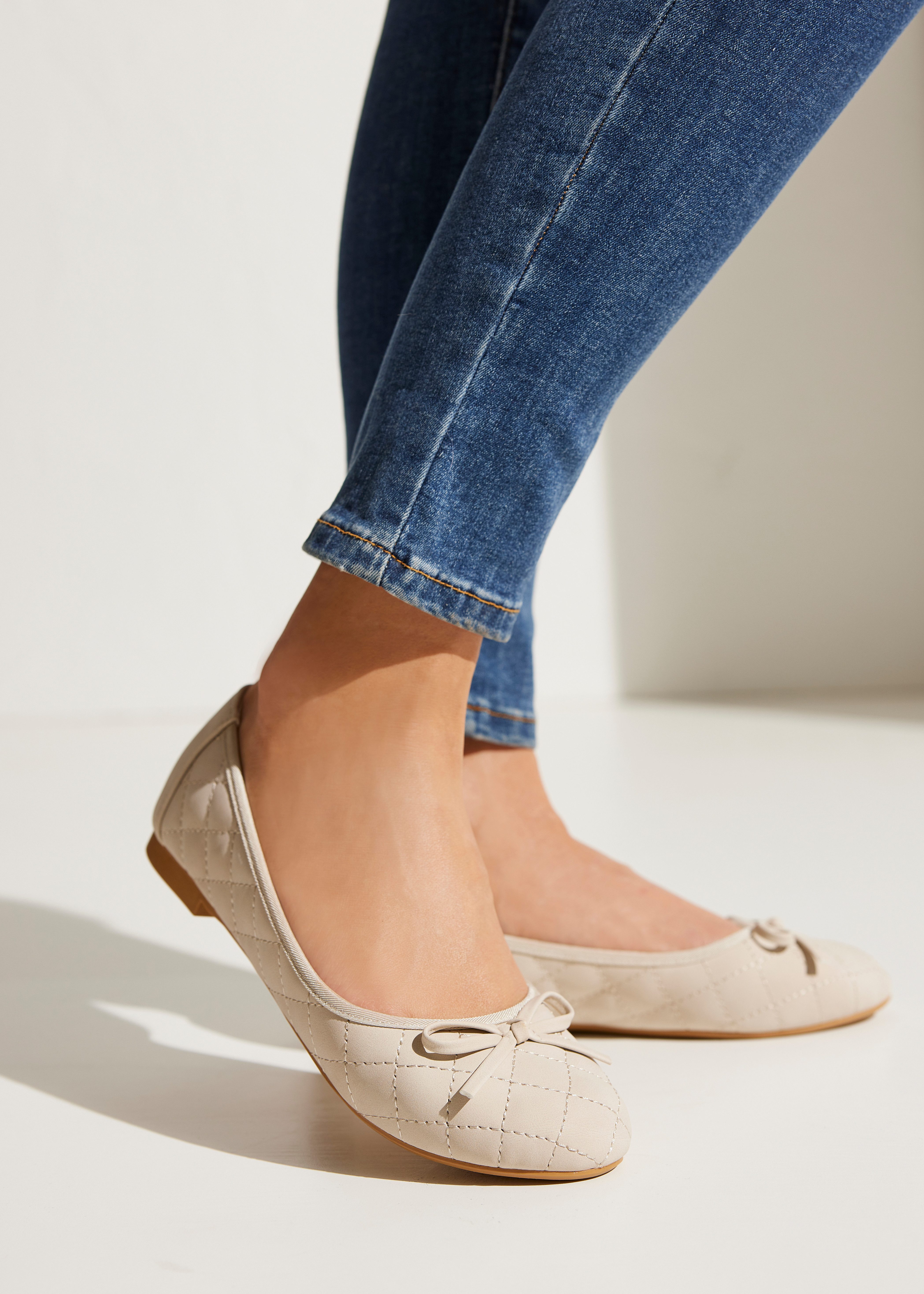 Lascana Ballerina's Slipper, instapschoen met strikapplicatie vegan