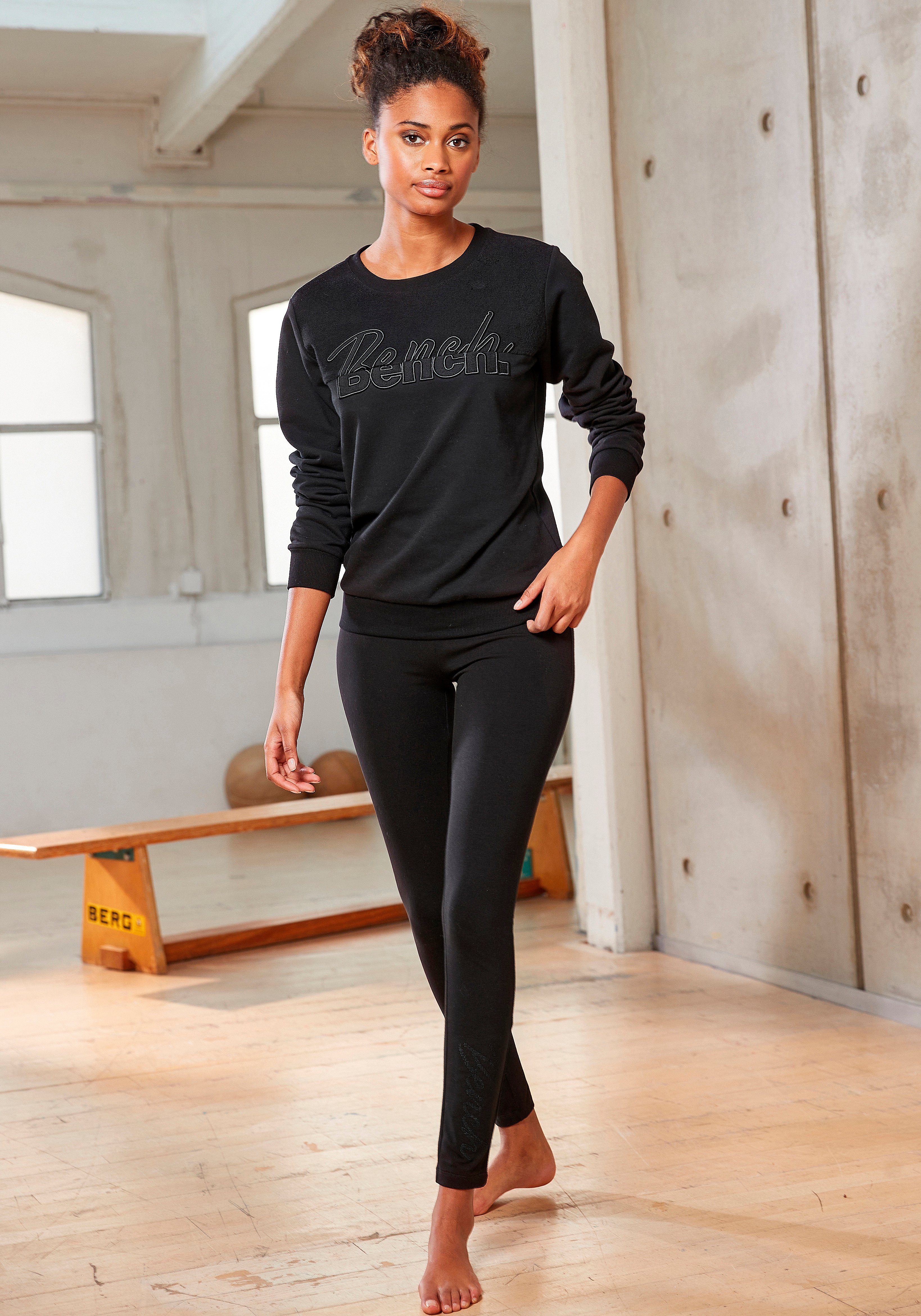 Bench. Sweatshirt met logo-borduurwerk, loungepak