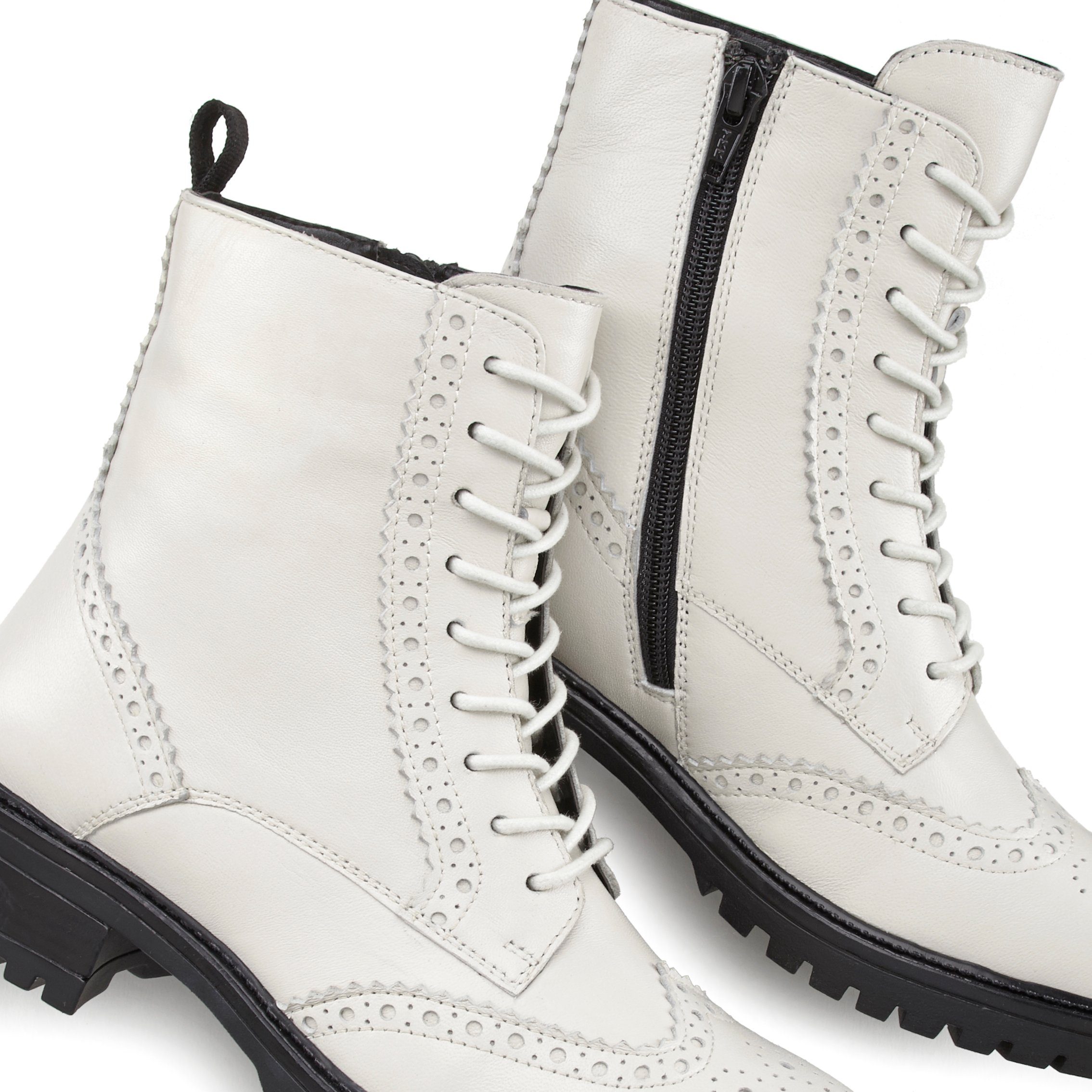 Lascana Veterschoenen Veterschoen, enkellaarsjes, leer, veters en rits
