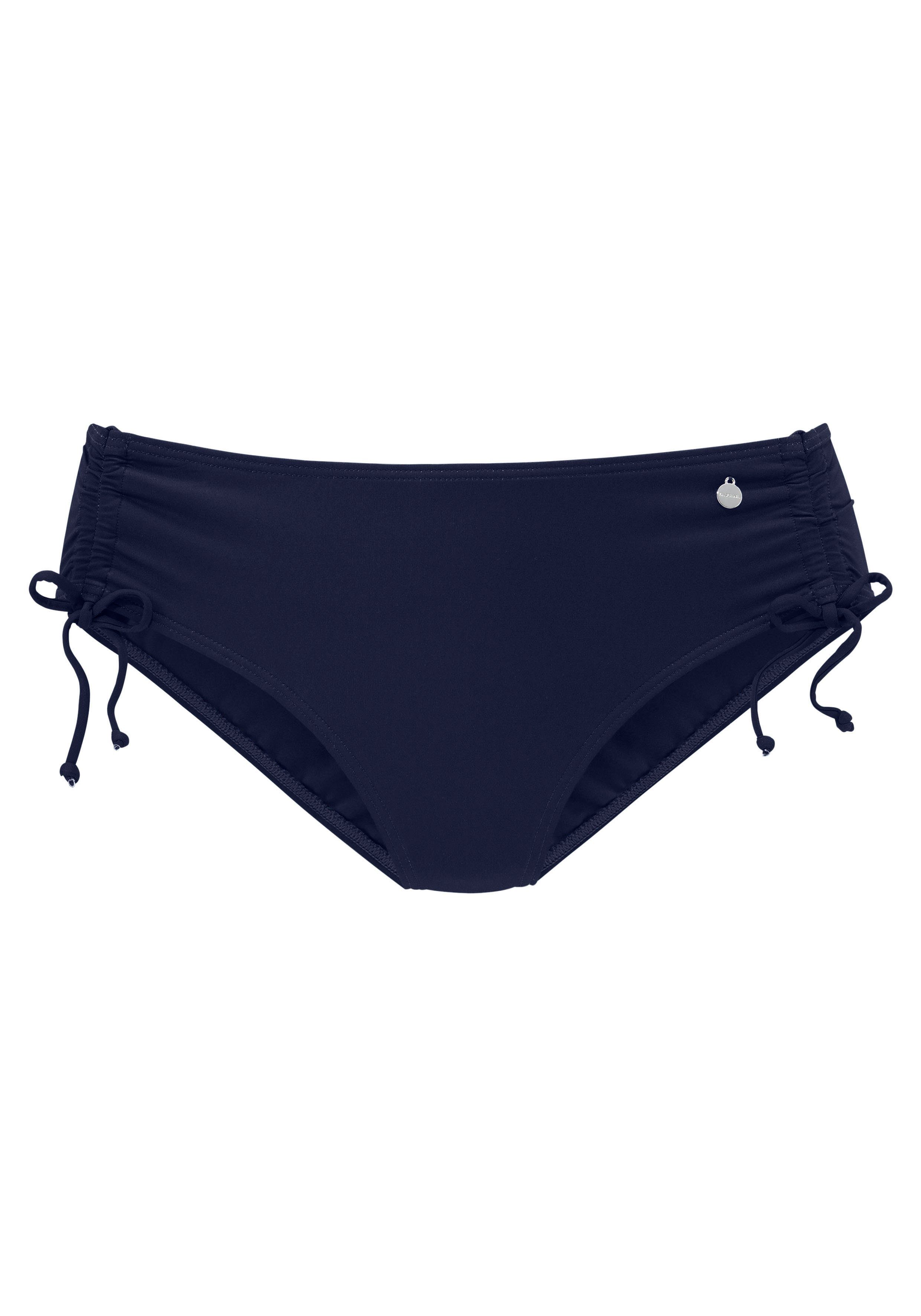 Lascana Bikinibroekje MALIA met zijrimpeling met tropische print