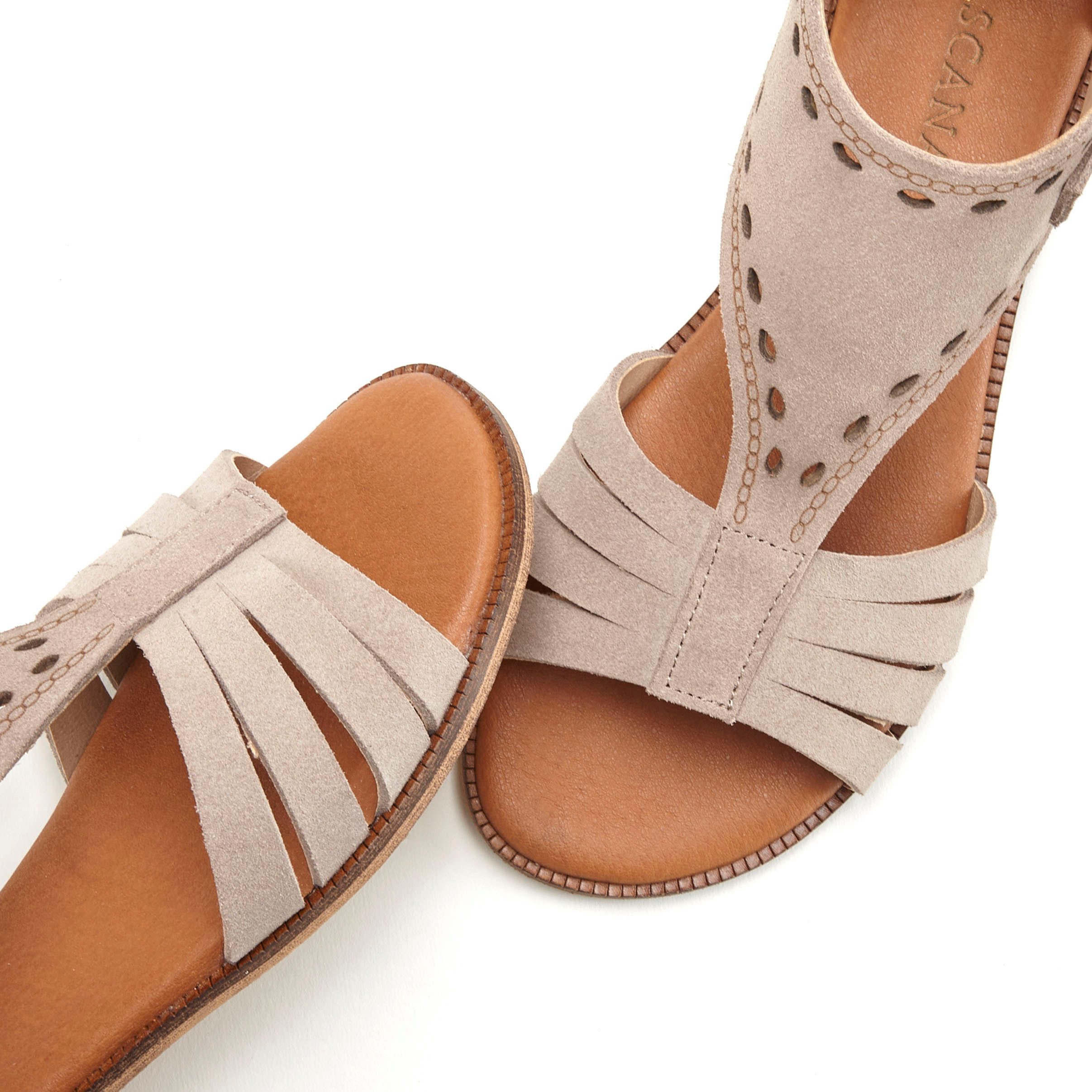 Lascana Sandalen Zomerschoen Sandalette, zomerschoen van hoogwaardig leer met kleine uitsparingen