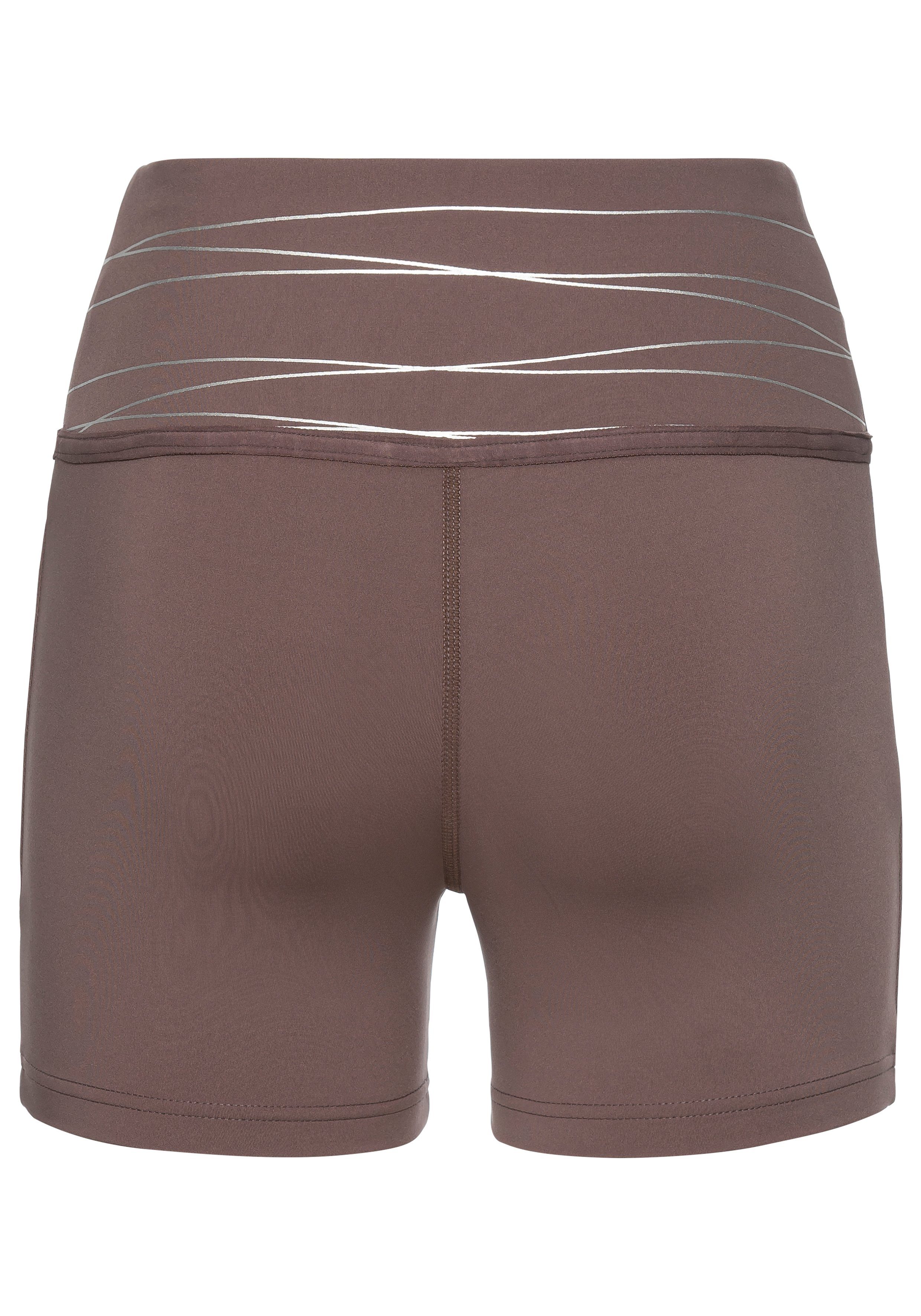 vivance active Short Korte broek Sportshorts met brede tailleband en print