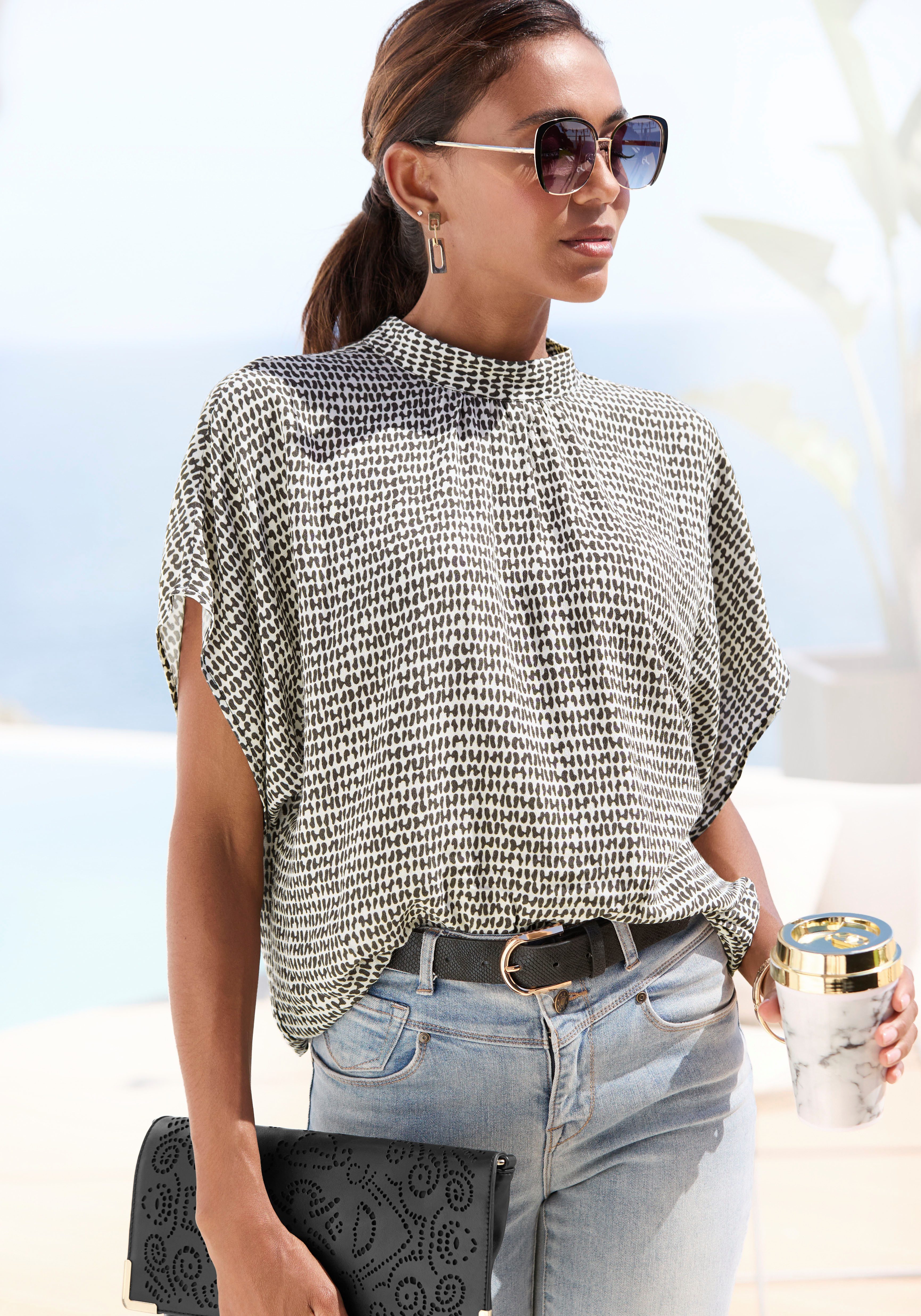 Lascana Blouse met korte mouwen met all-over print, damesblouse, sportief elegant