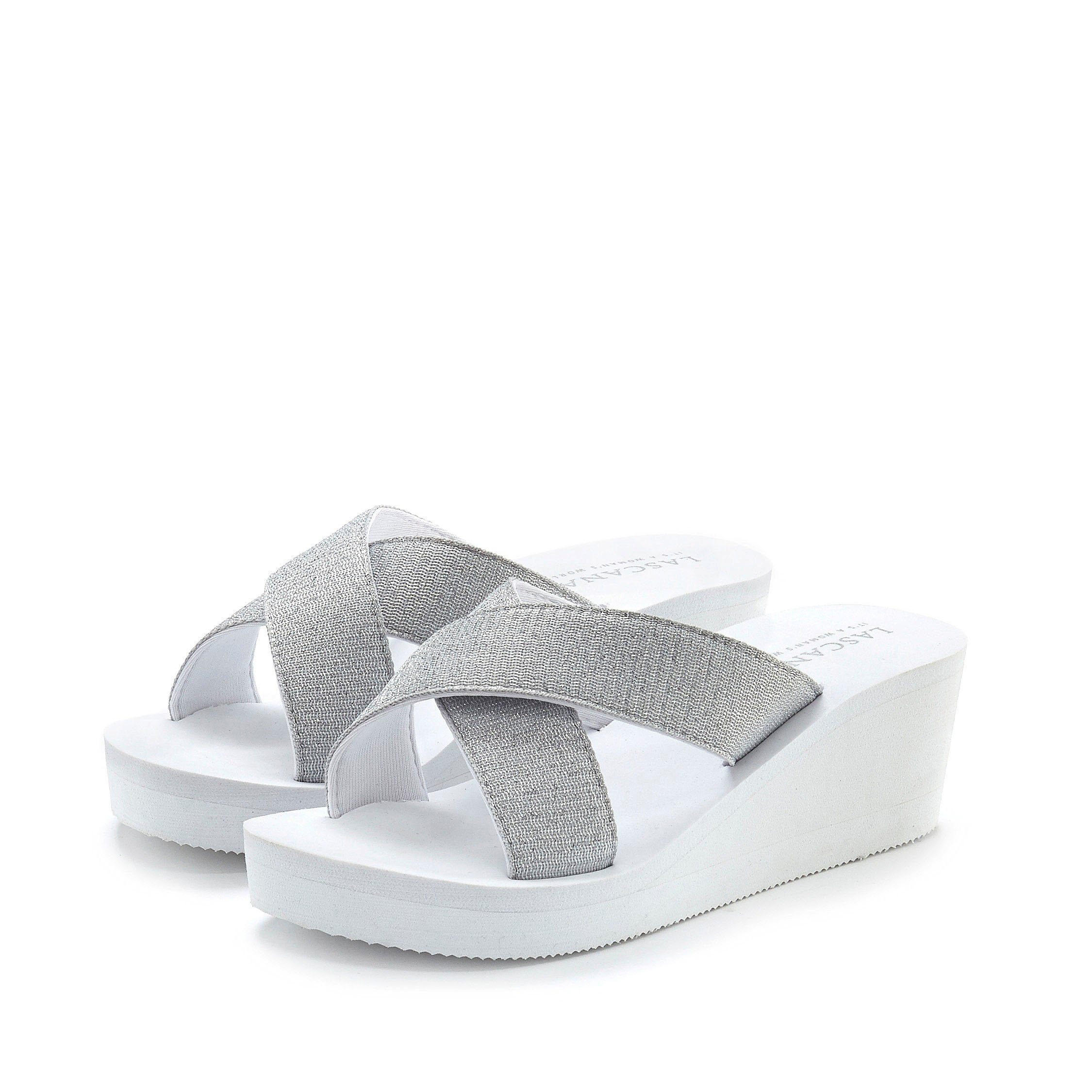Lascana Badslippers veganistisch met sleehak online kopen bij | LASCANA