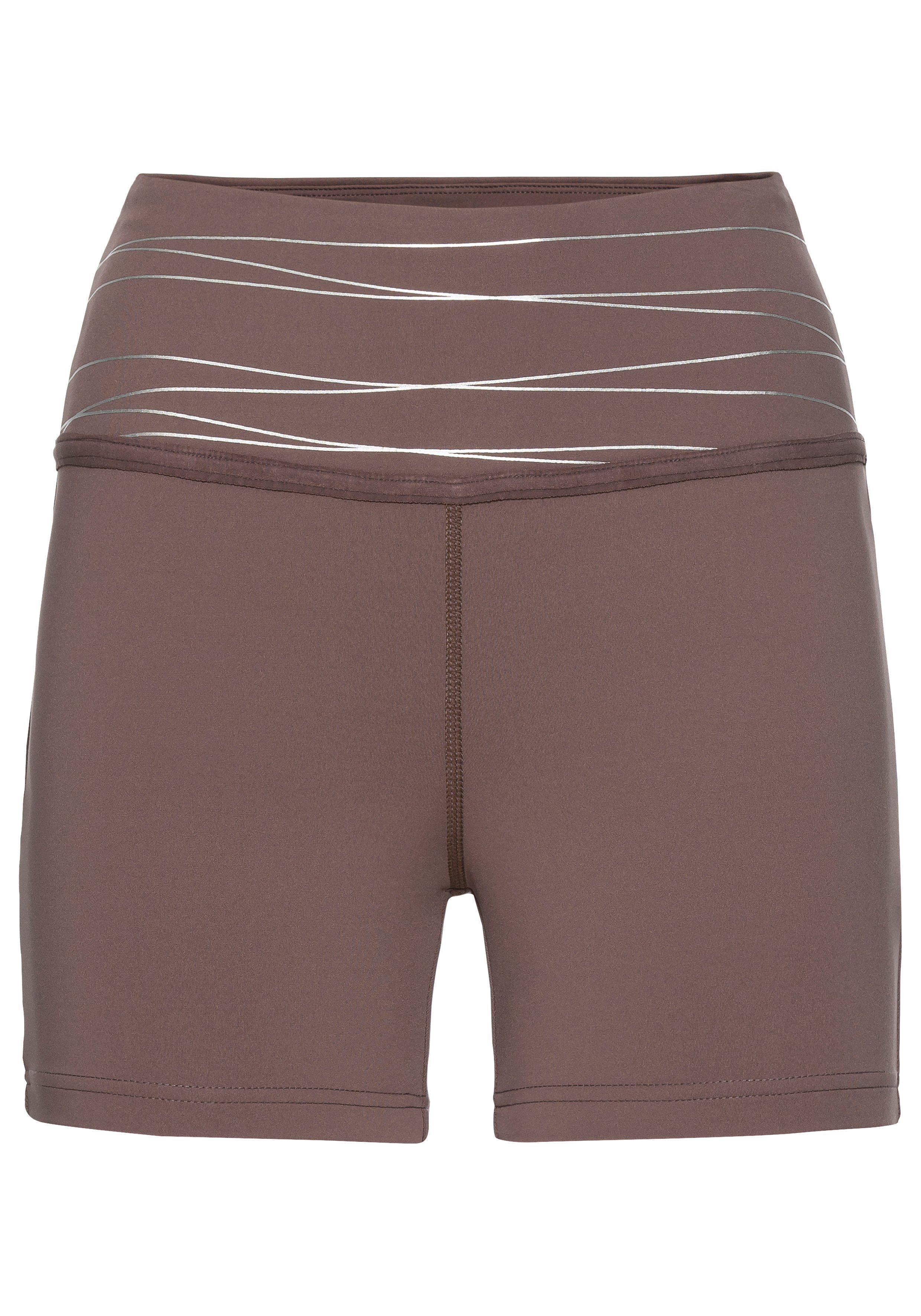 vivance active Short Korte broek Sportshorts met brede tailleband en print