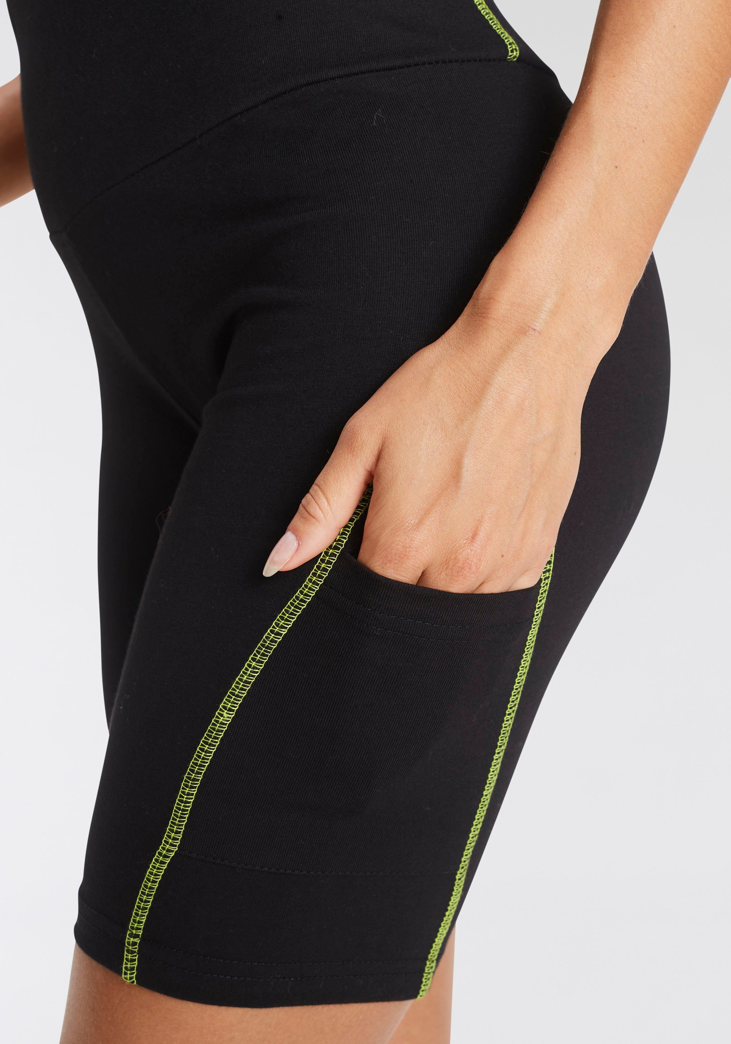 active by Lascana Fietsbroekje Korte broek met gekleurde contrastnaden