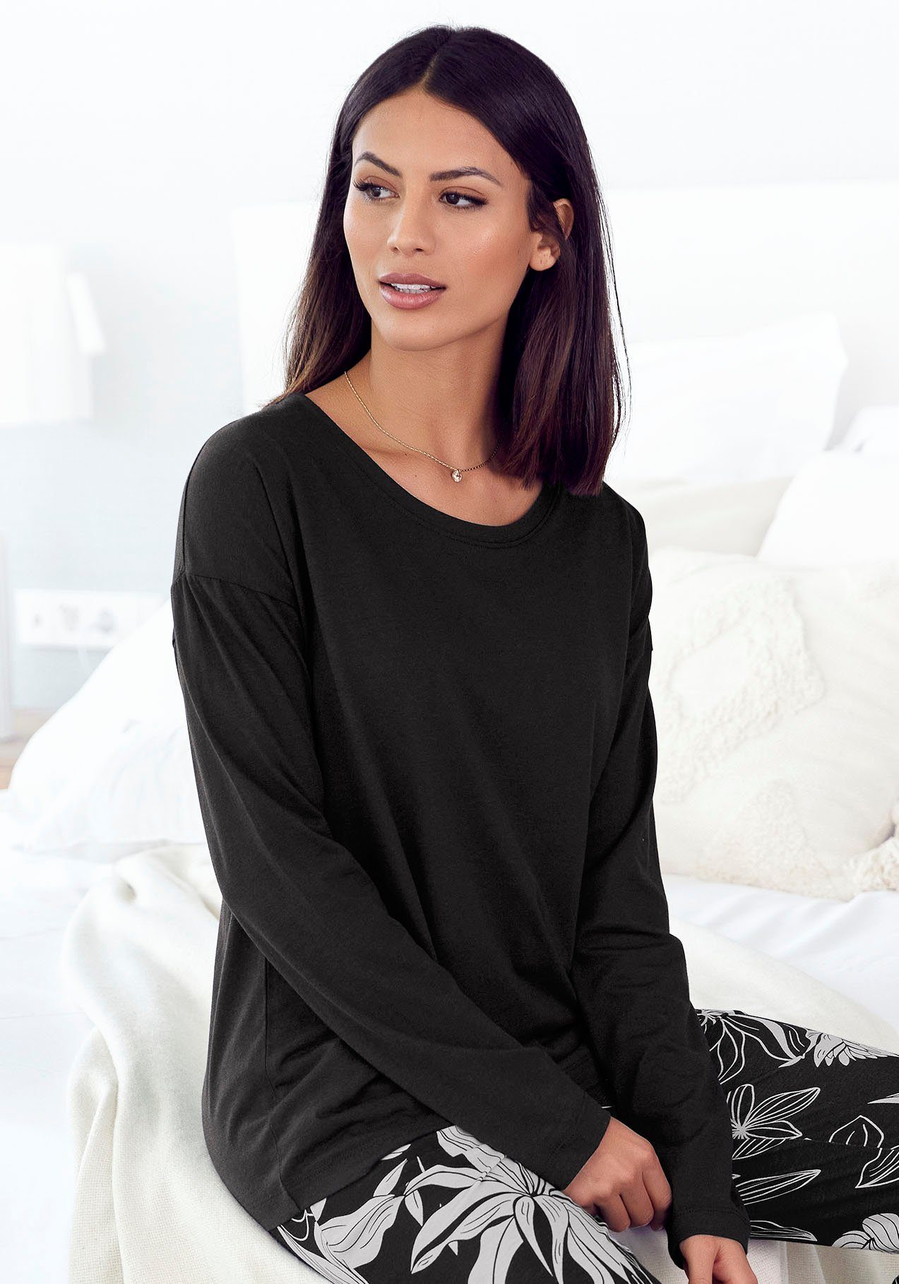 Lascana Pyjama top met afhangende schouders