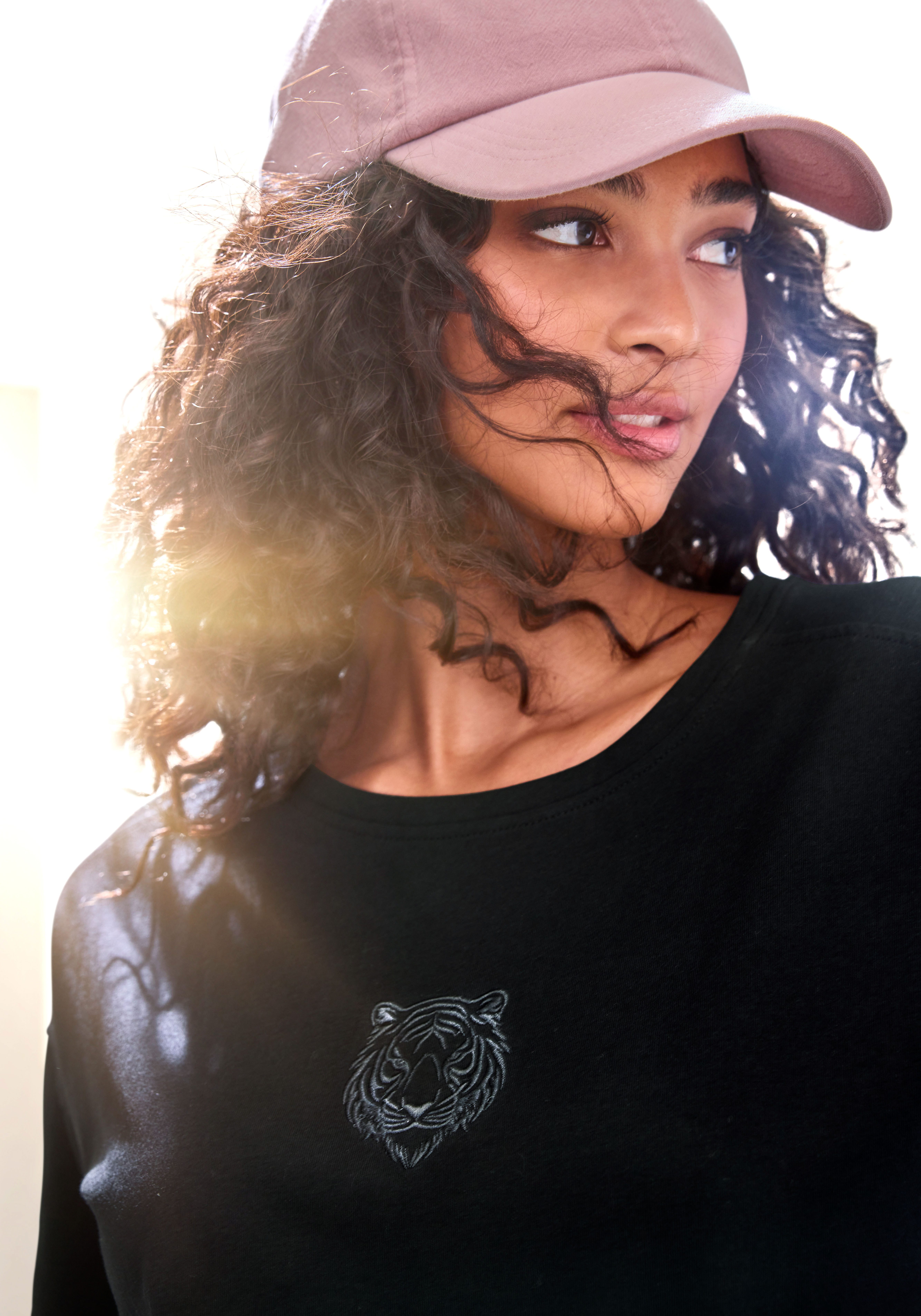 Buffalo T-shirt met een leuk borduursel