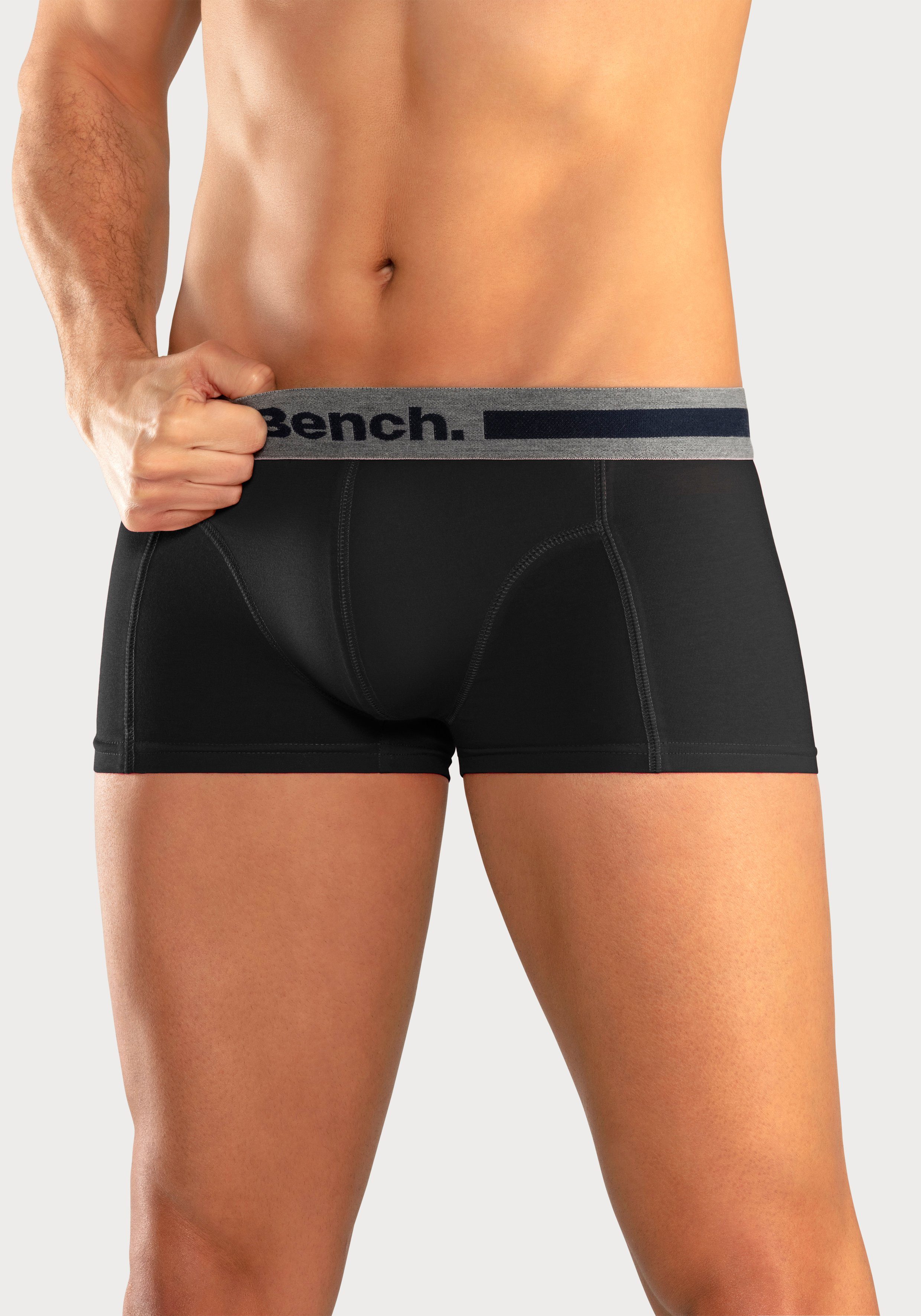 Bench. Hipster strak zittende boxershorts van katoenmix (set, 4 stuks)