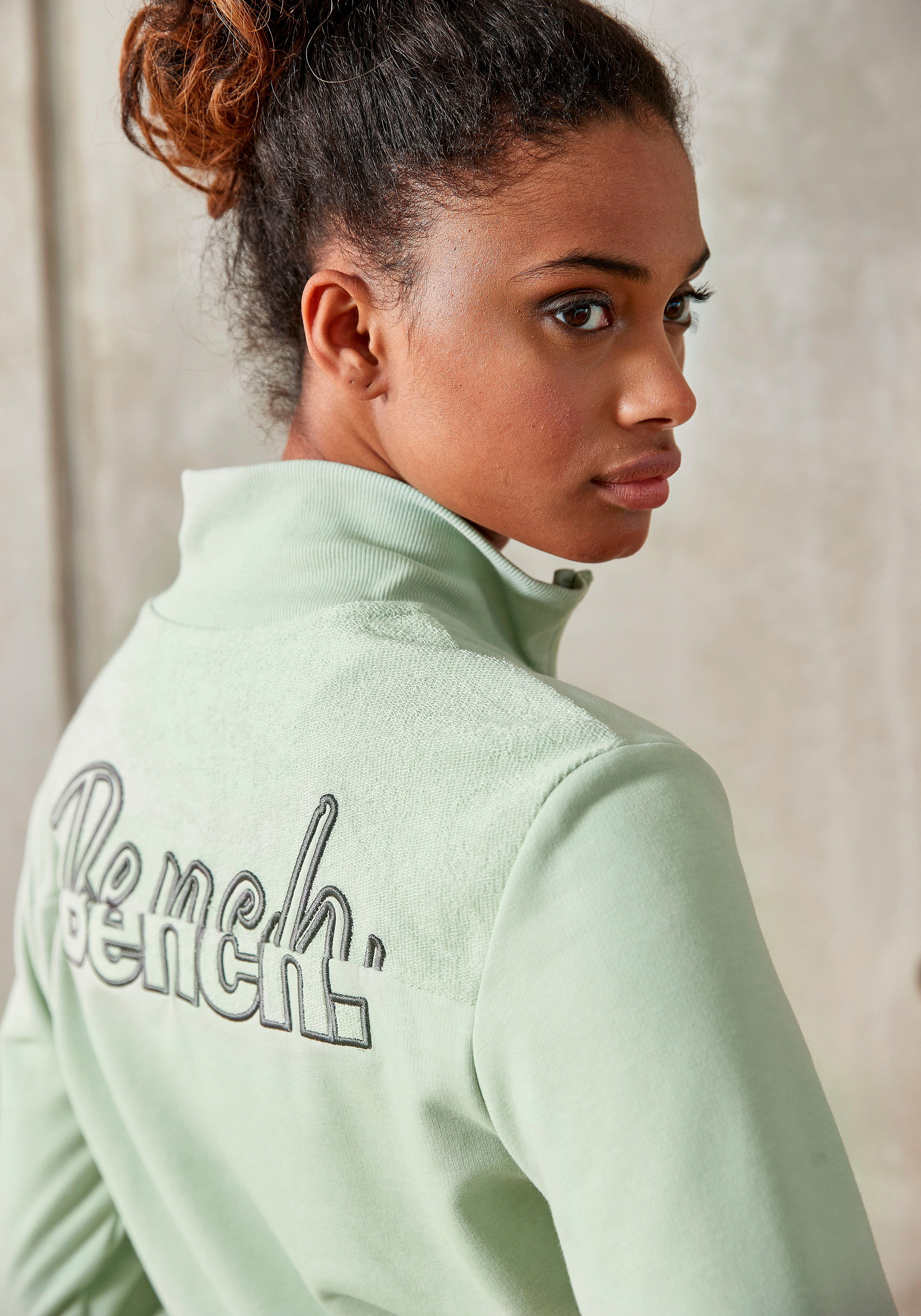 Bench. Sweatvest met twee logo-borduurwerken, loungepak