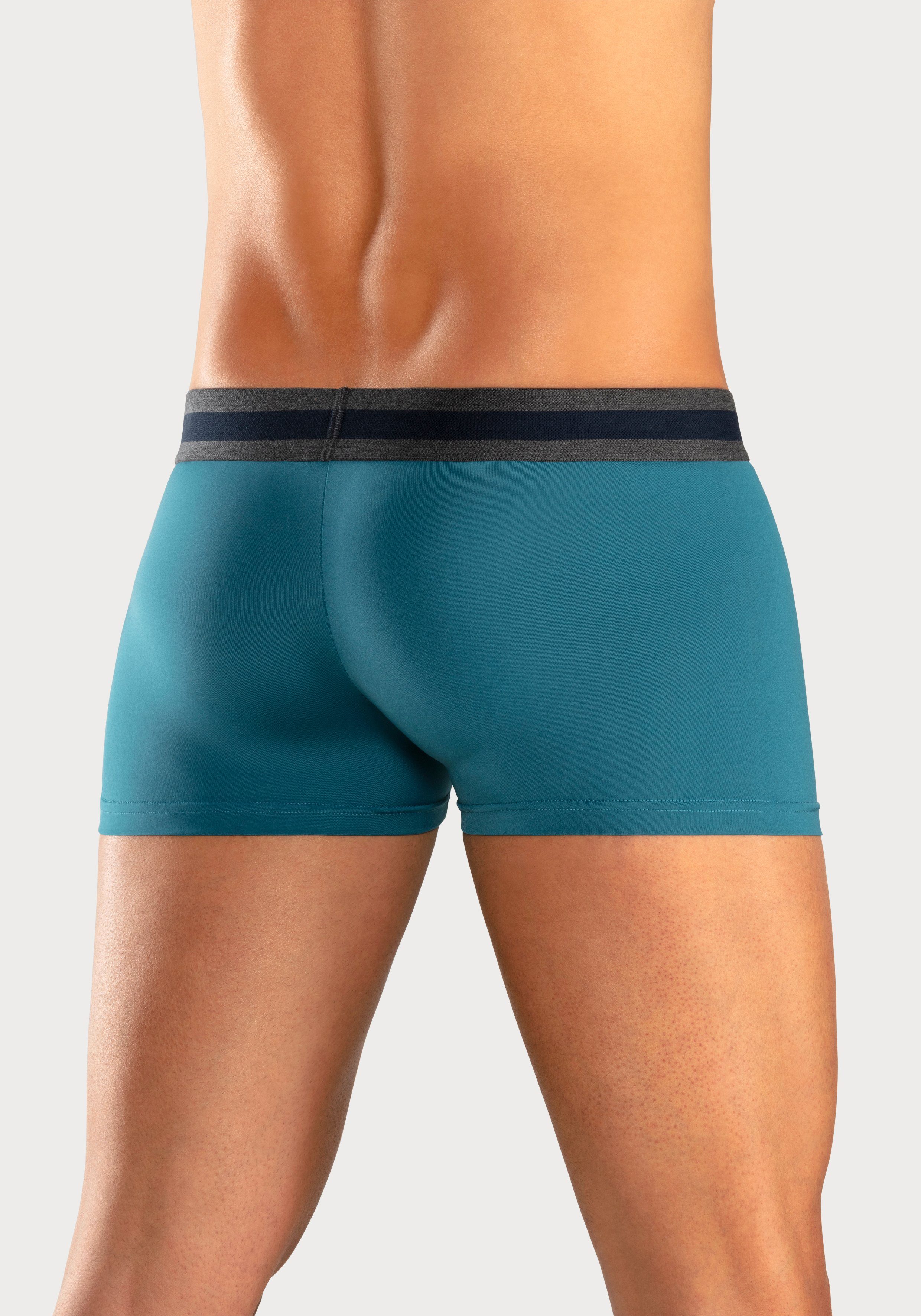 Bench. Functionele boxershort van microvezel (set, 4 stuks)