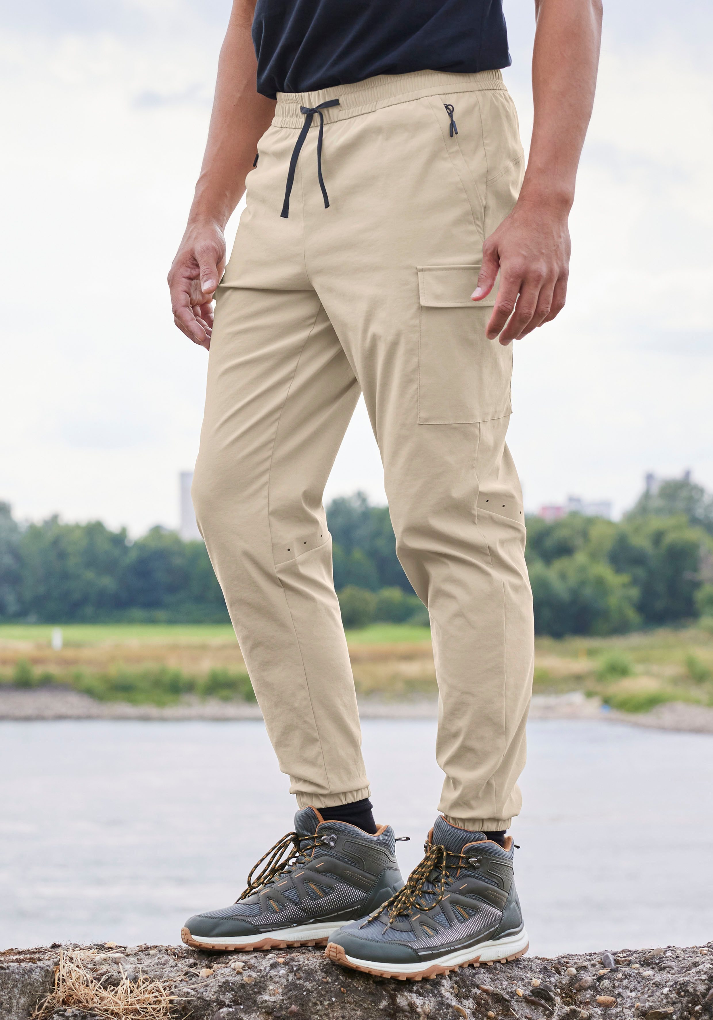 John Devin Jogpants Trekking-outdoorbroek met ventilatie in de kniezone