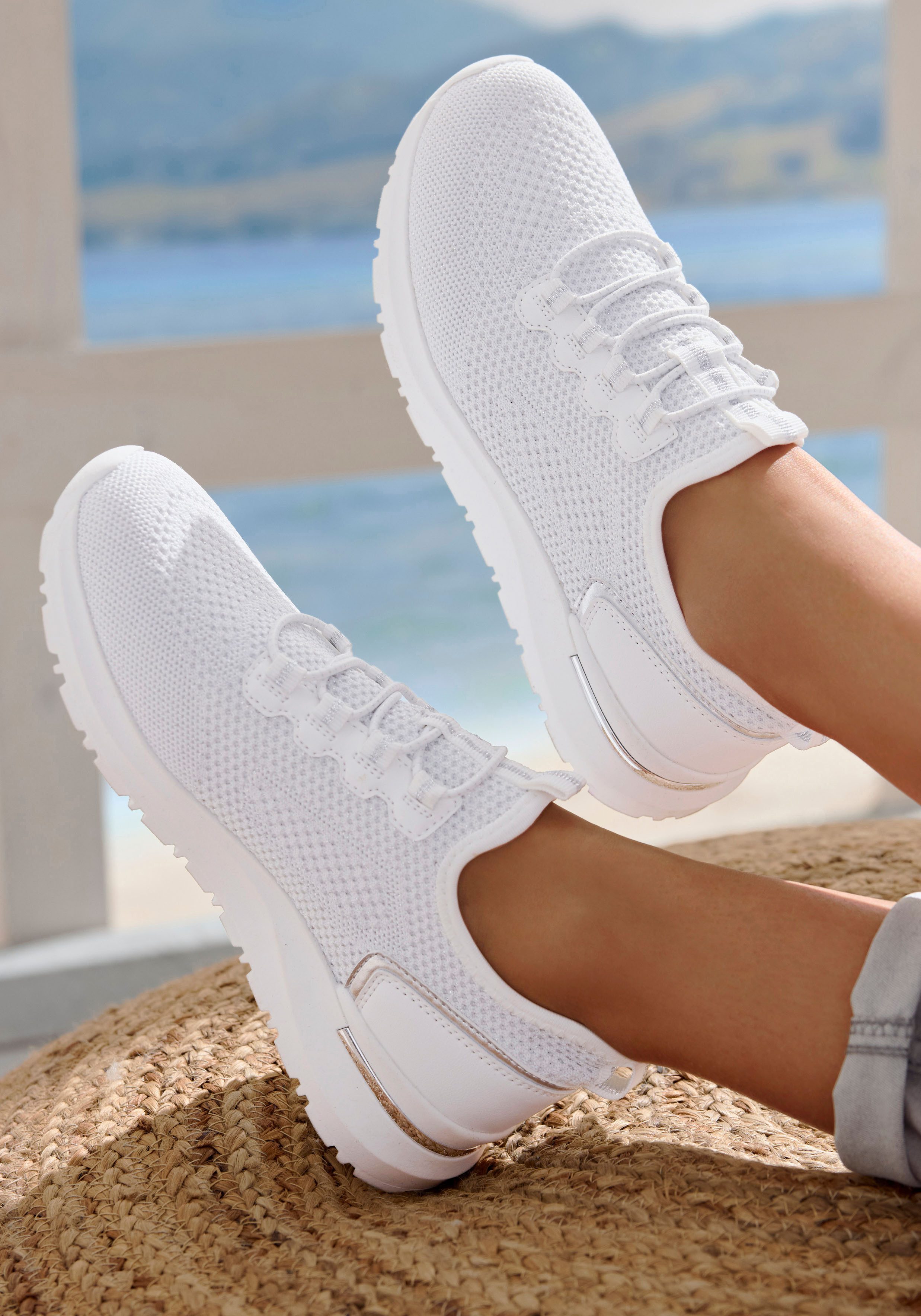 Vivance Sneakers Vrijetijdsschoen, lage schoen, van textiel om in te stappen met elastische veters vegan