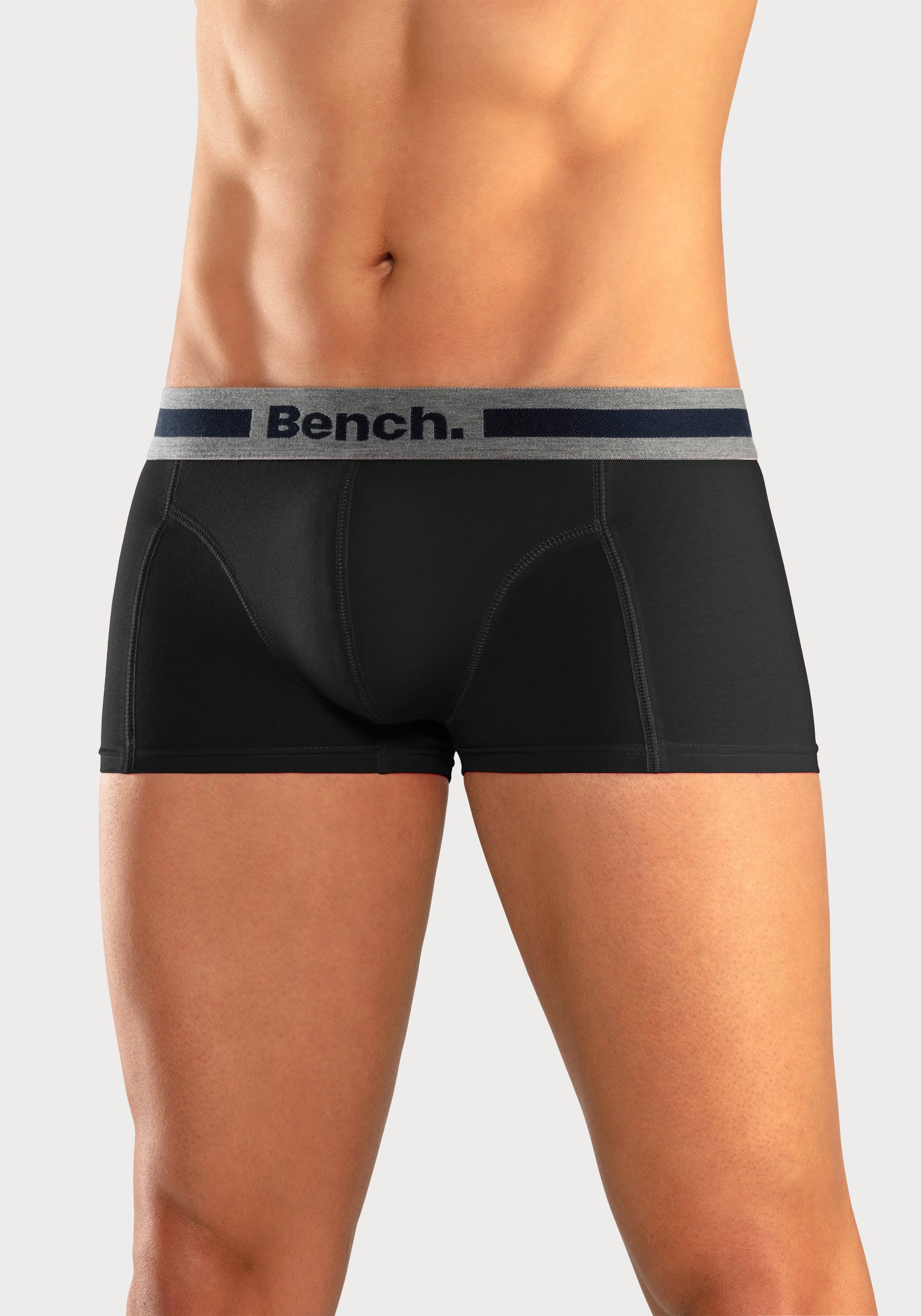 Bench. Hipster strak zittende boxershorts van katoenmix (set, 4 stuks)