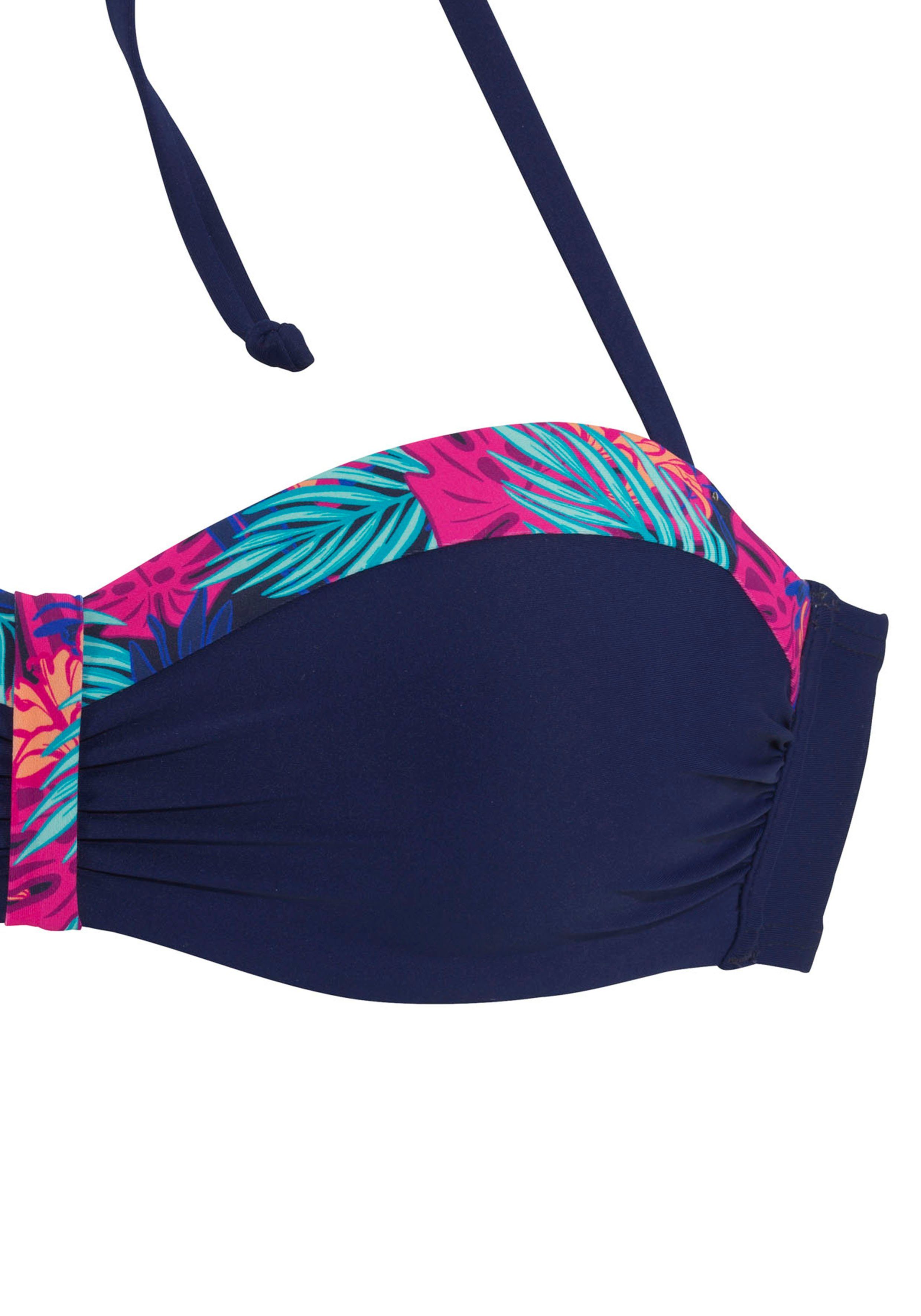 Lascana Beugelbandeau bikinitop Exotic met bedrukte rand aan de cups