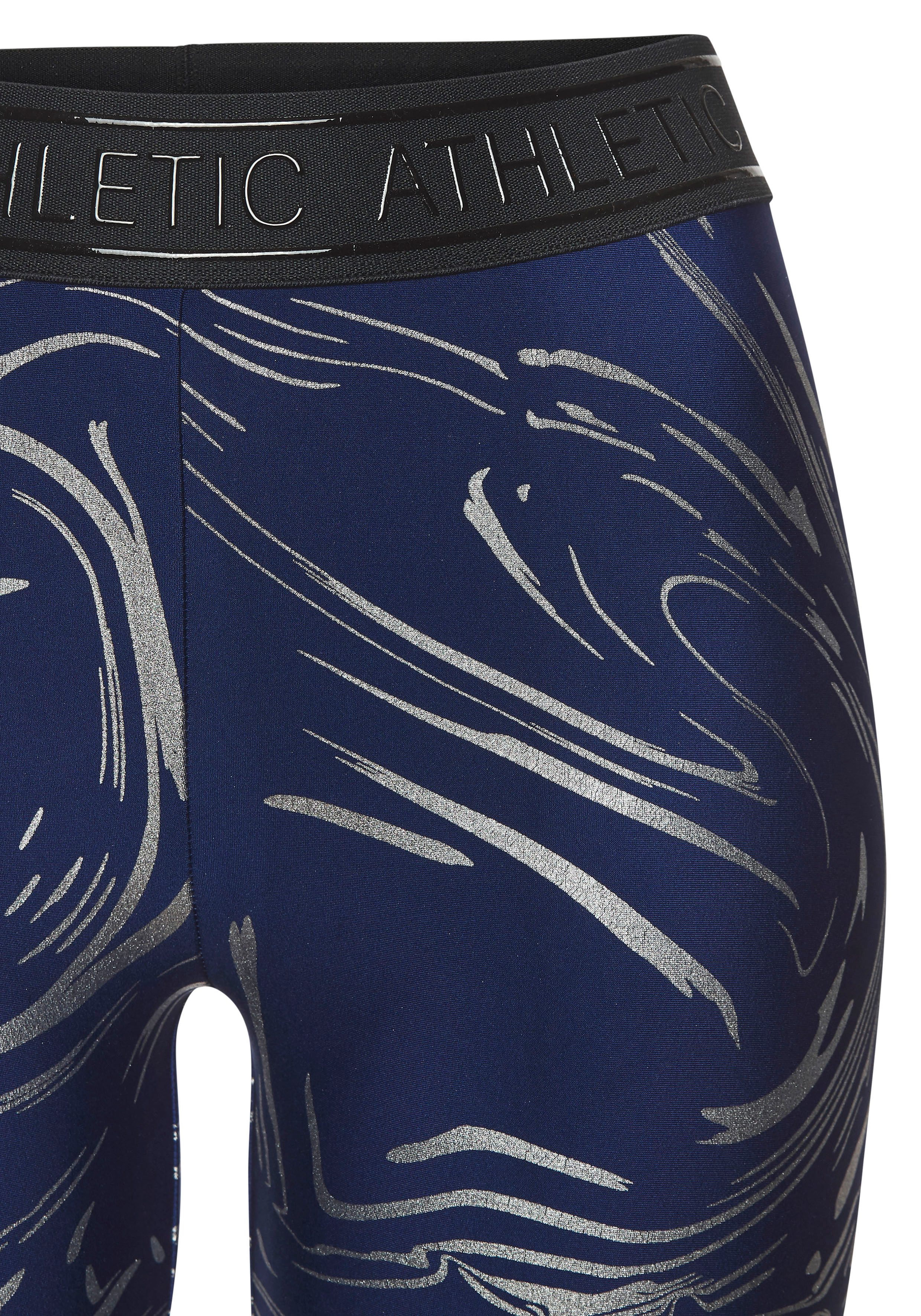 active by Lascana Functionele legging Sportleggings met glanzende print en 3D-tekst