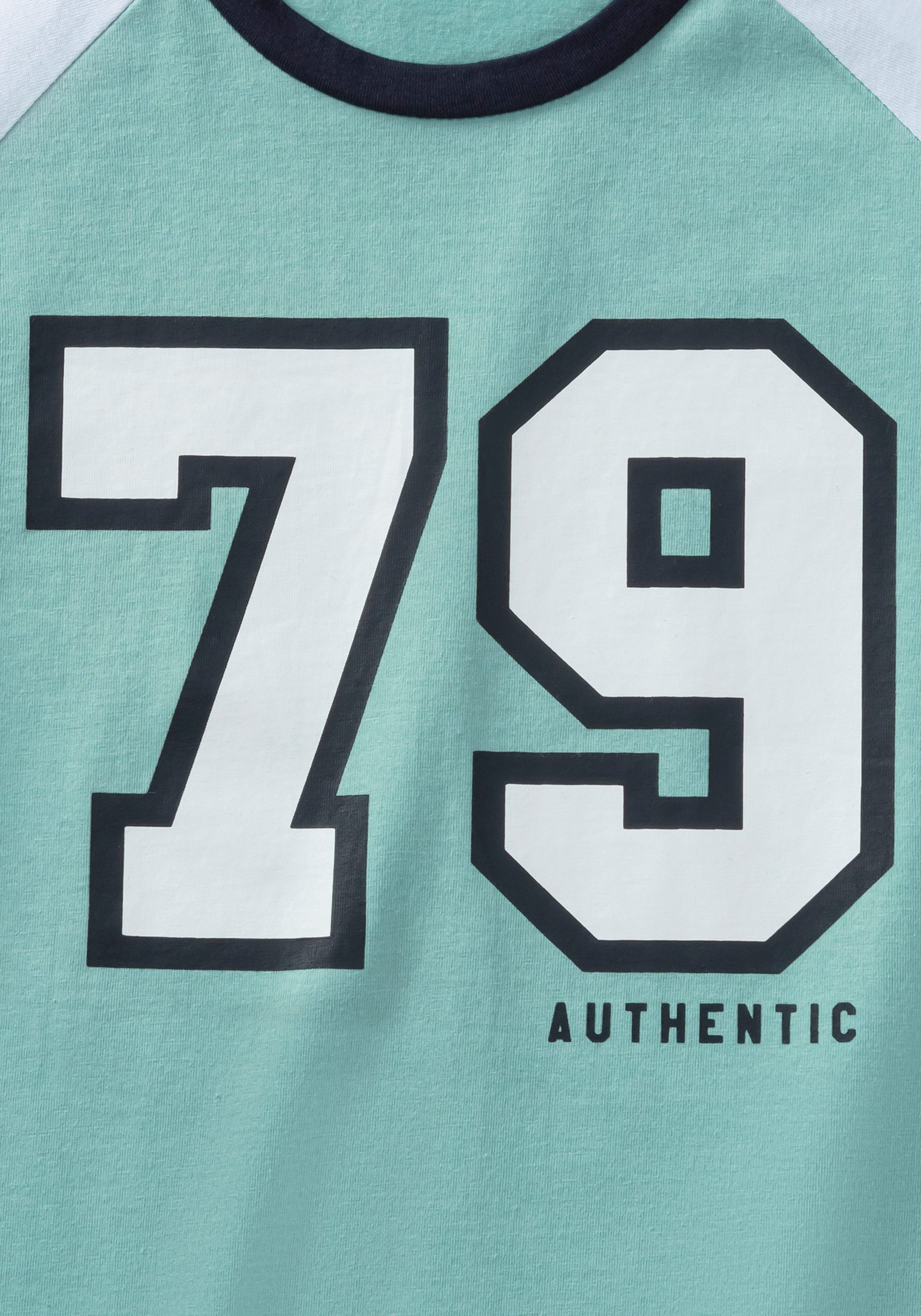 AUTHENTIC LE JOGGER Pyjama Pyjama voor jongens met grote collegeprint voorop (2-delig, 1 stuk)