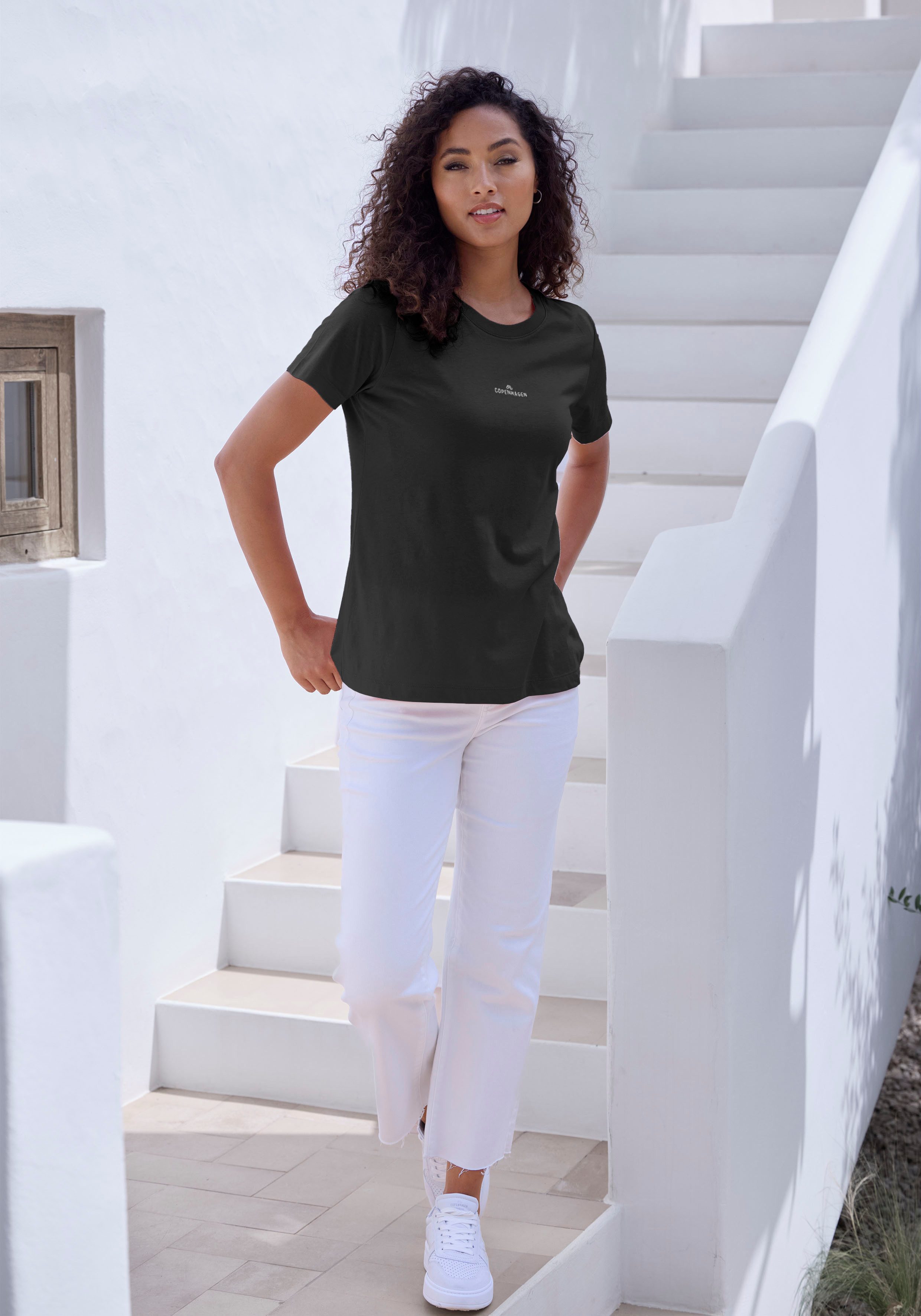 Copenhagen Studios T-shirt Met subtiele logoprint vooraan van zachte jersey kwaliteit met biologische katoen