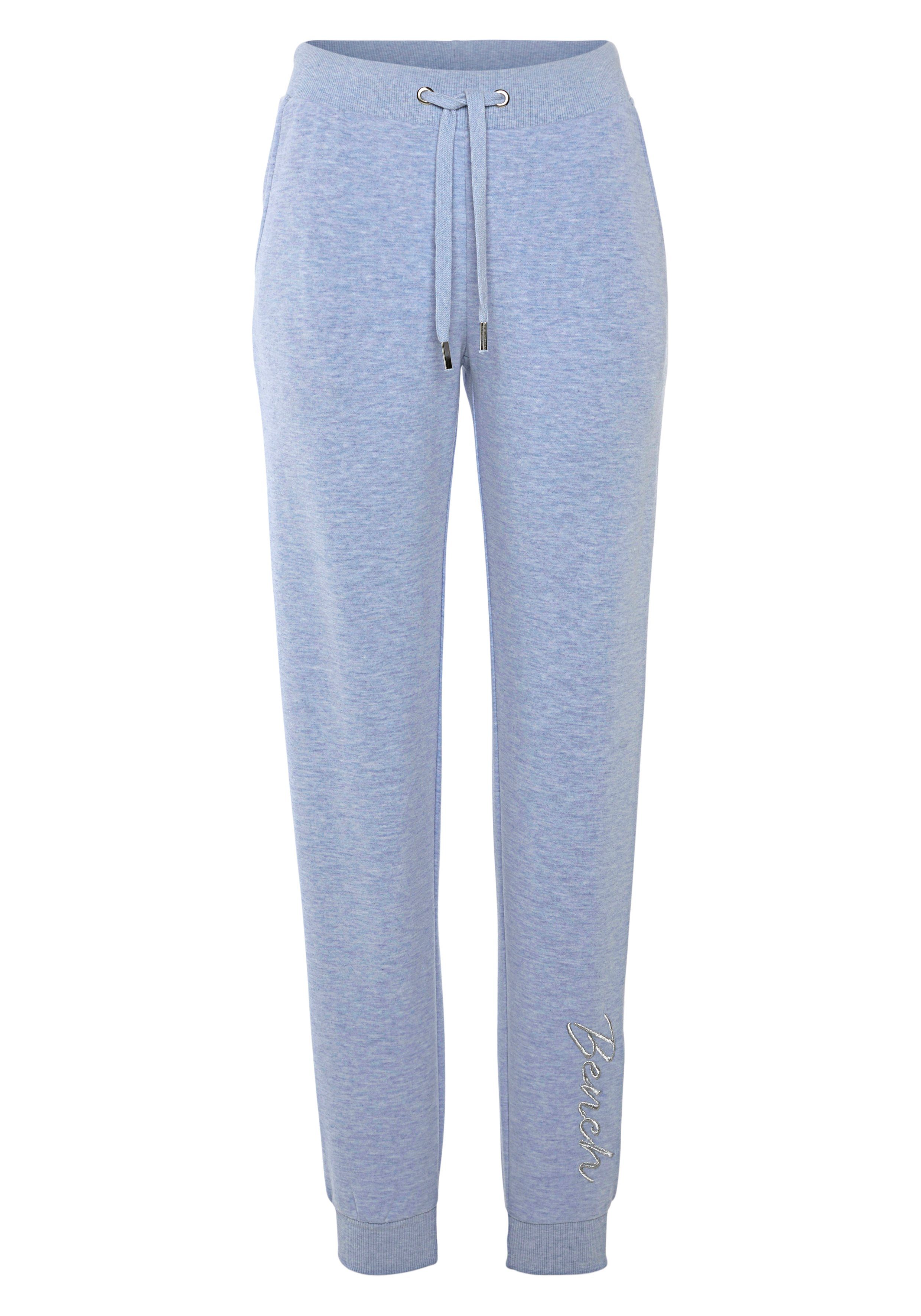 Bench. Loungewear Relaxbroek -loungebroek, sweatbroek met glanzende logo-borduurwerk, loungewear, loungepak