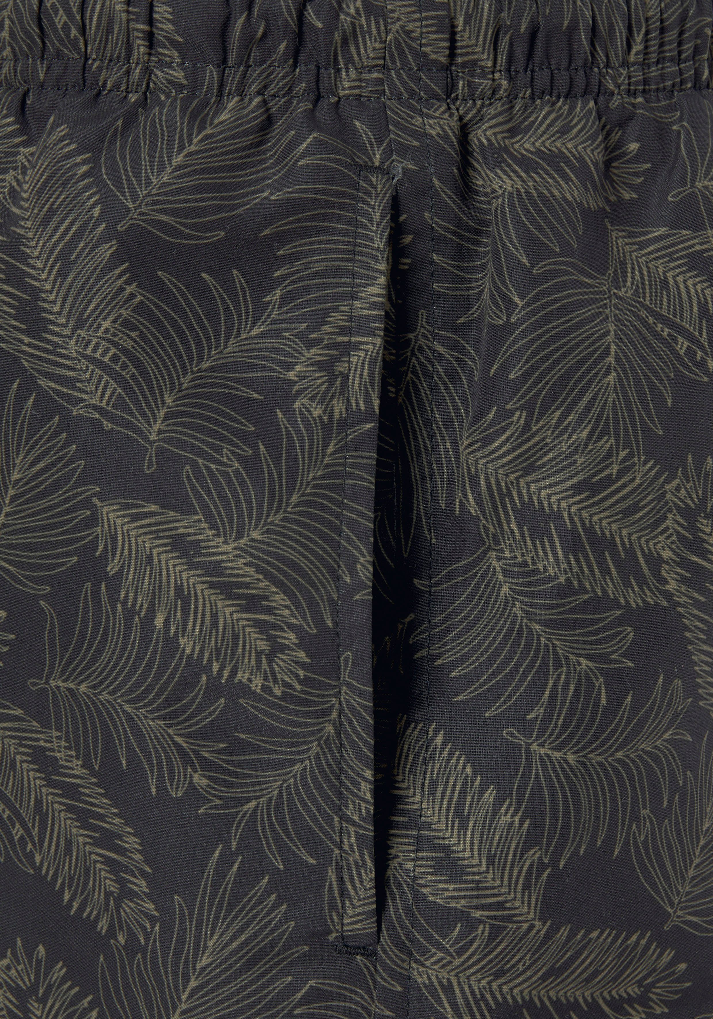 Bruno Banani Zwemshort met een bloemmotief