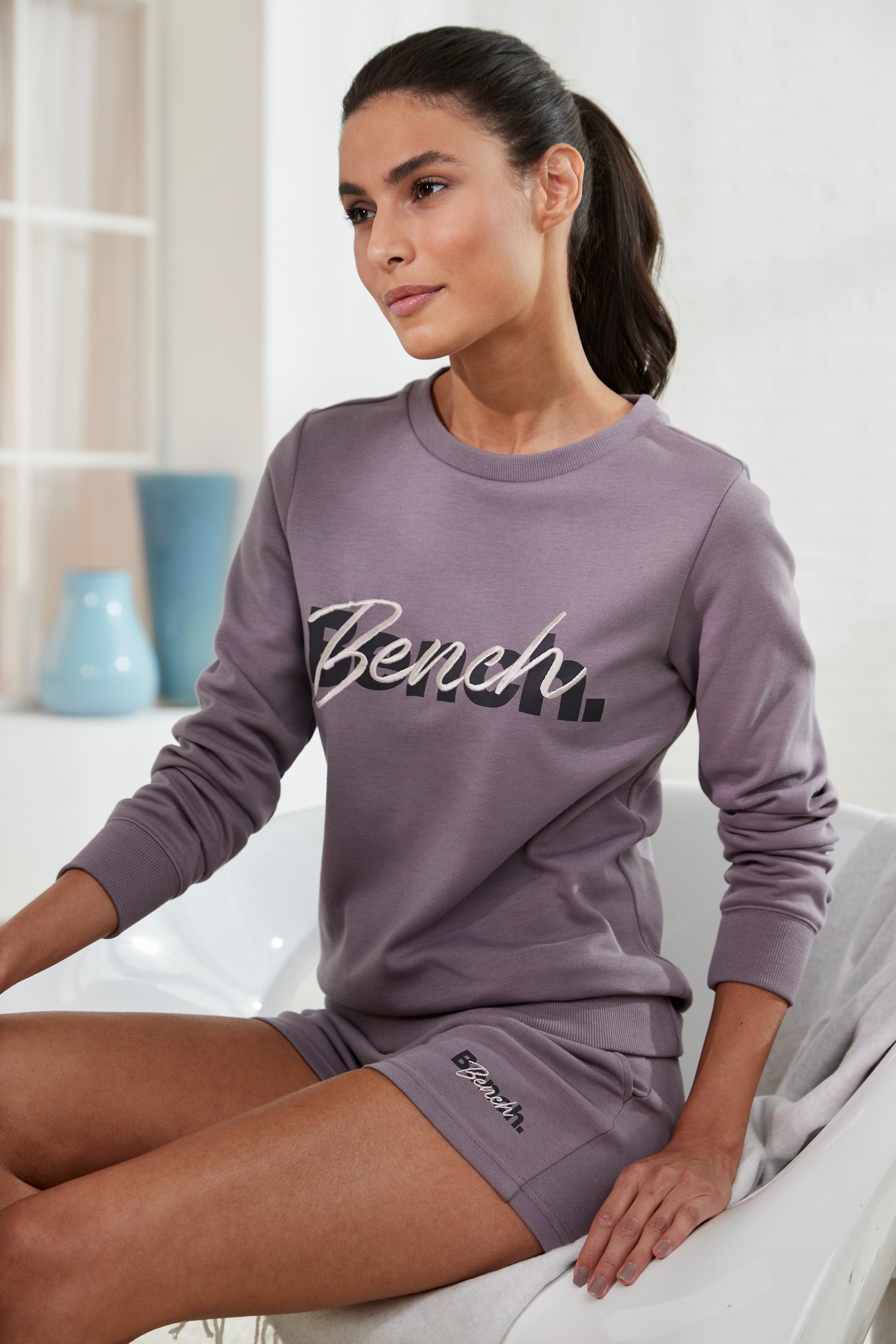 Bench. Loungewear Short met logoprint en borduursel