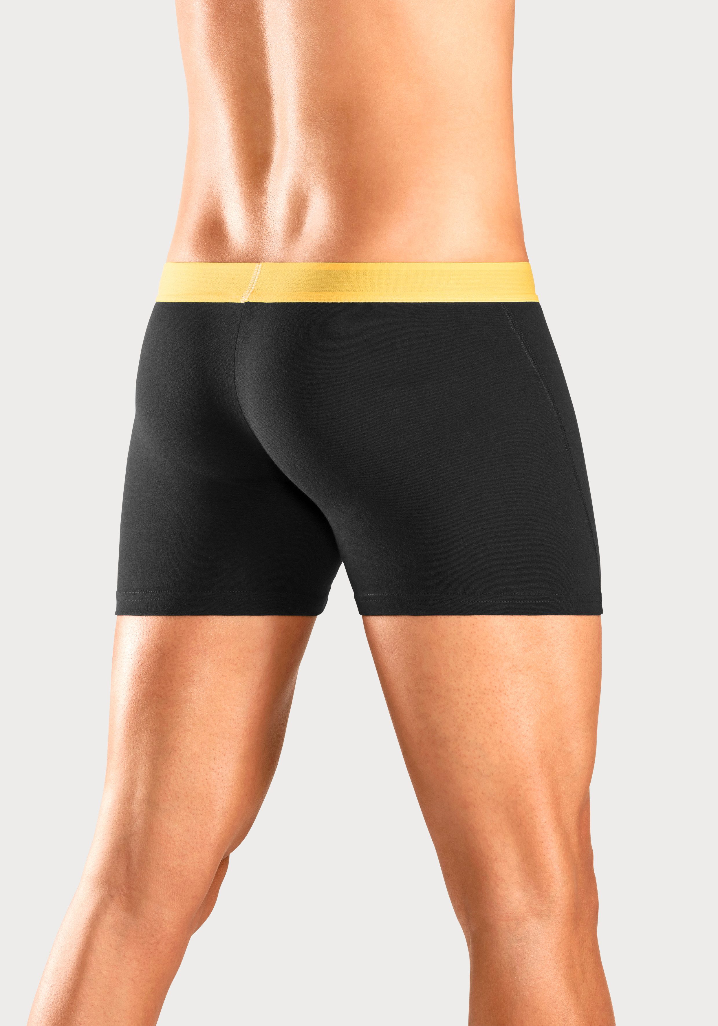 Bruno Banani Boxershort voor heren met langere pijpen en opvallende logo-tailleband (set, 4 stuks)