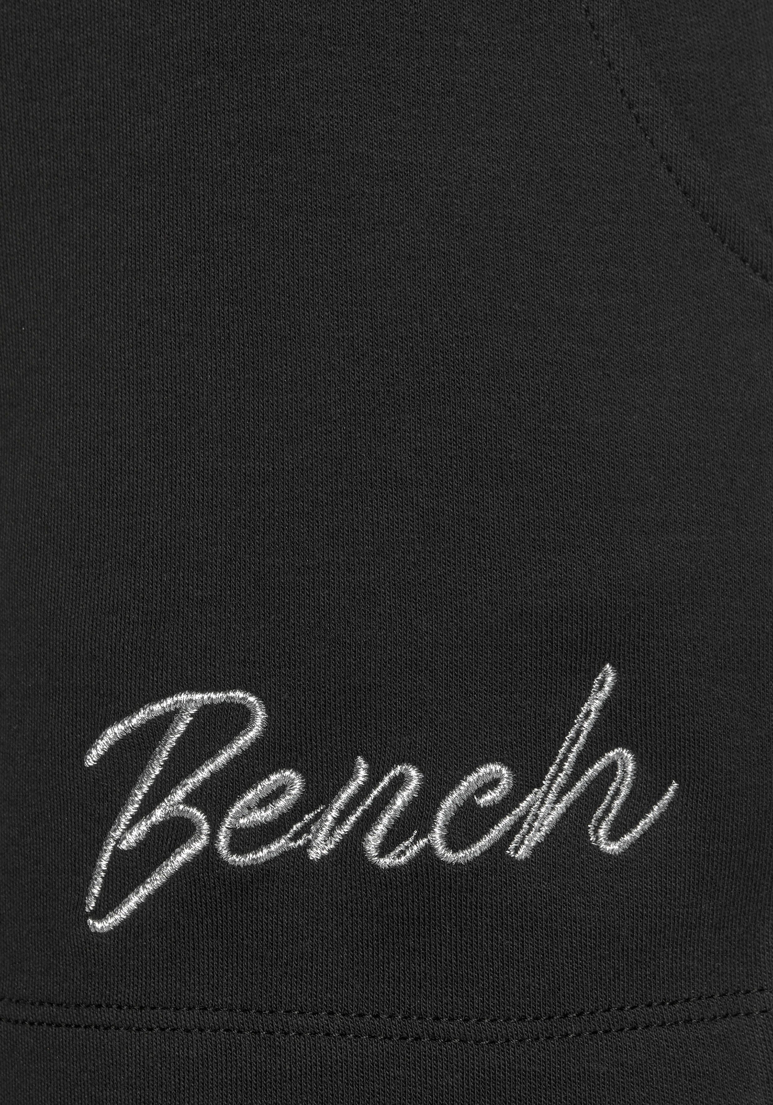 Bench. Loungewear Relaxshorts met klein glanzend logo-borduurwerk, loungepak