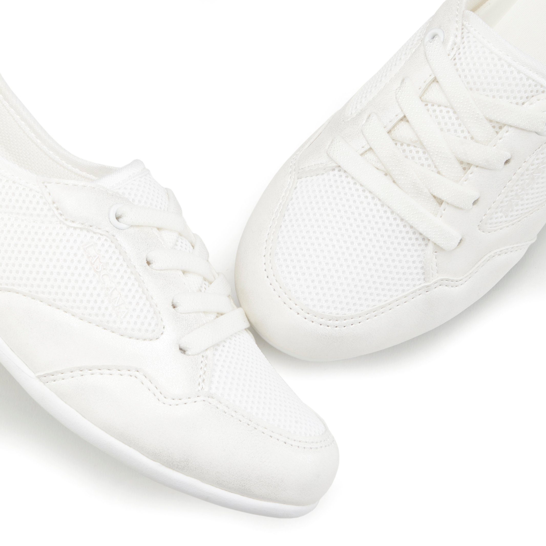 Lascana Sneakers Vrijetijdsschoen, lage schoen in modieuze mesh-look VEGAN