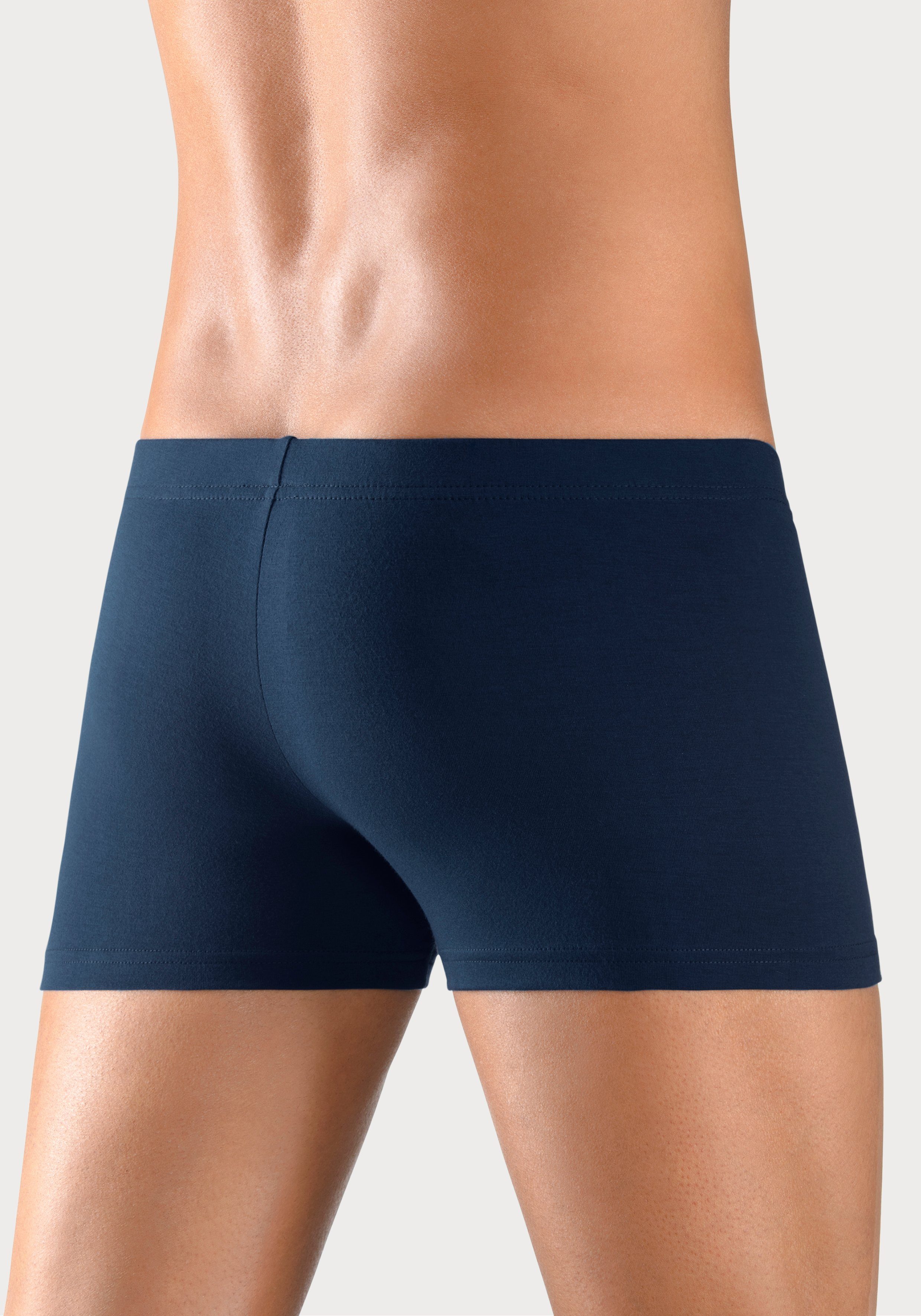 Bench. Boxershort voor heren Onderbroeken in blik met kleine logo-opdruk op het been (blik, 4 stuks)