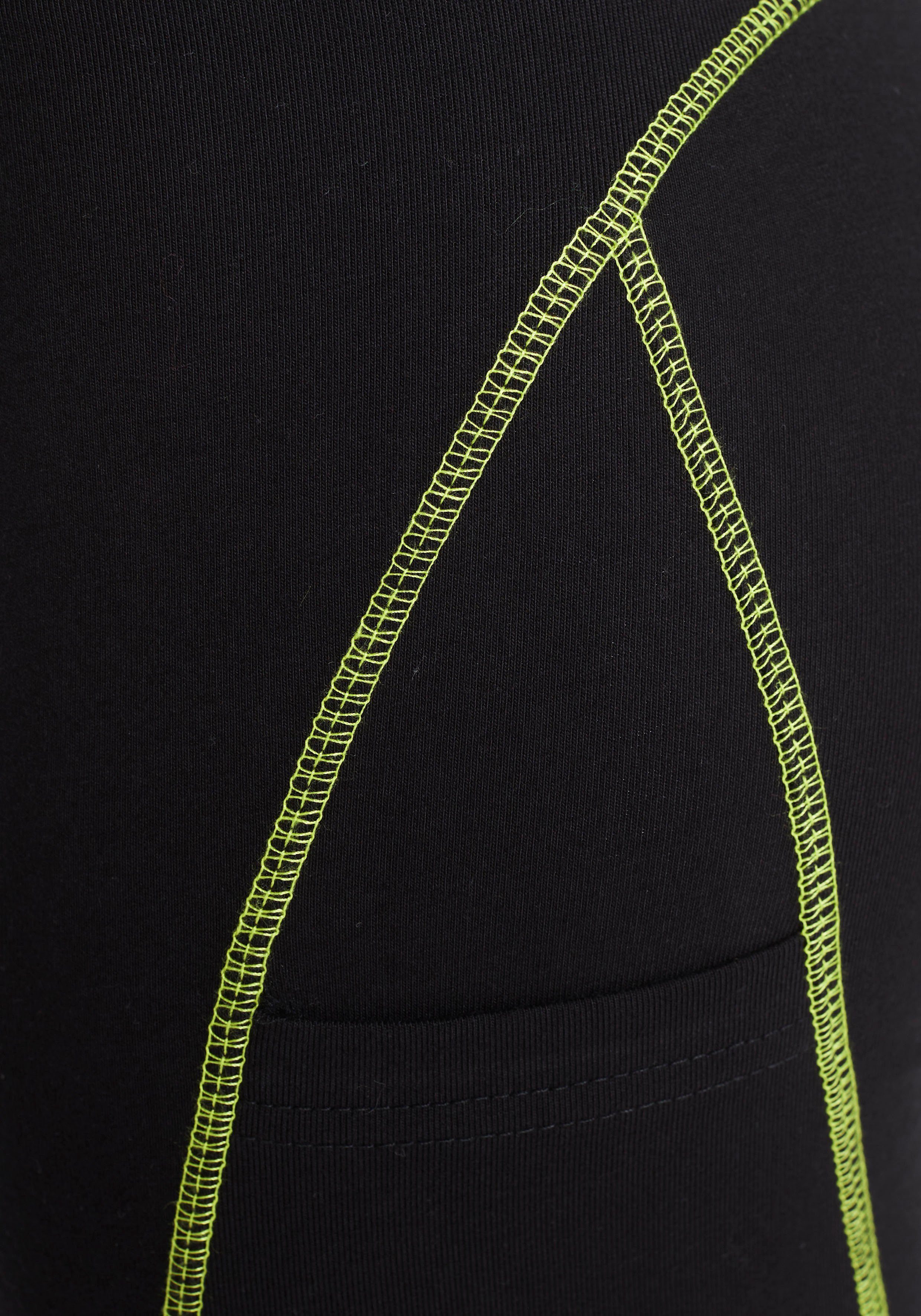 active by Lascana Fietsbroekje Korte broek met gekleurde contrastnaden