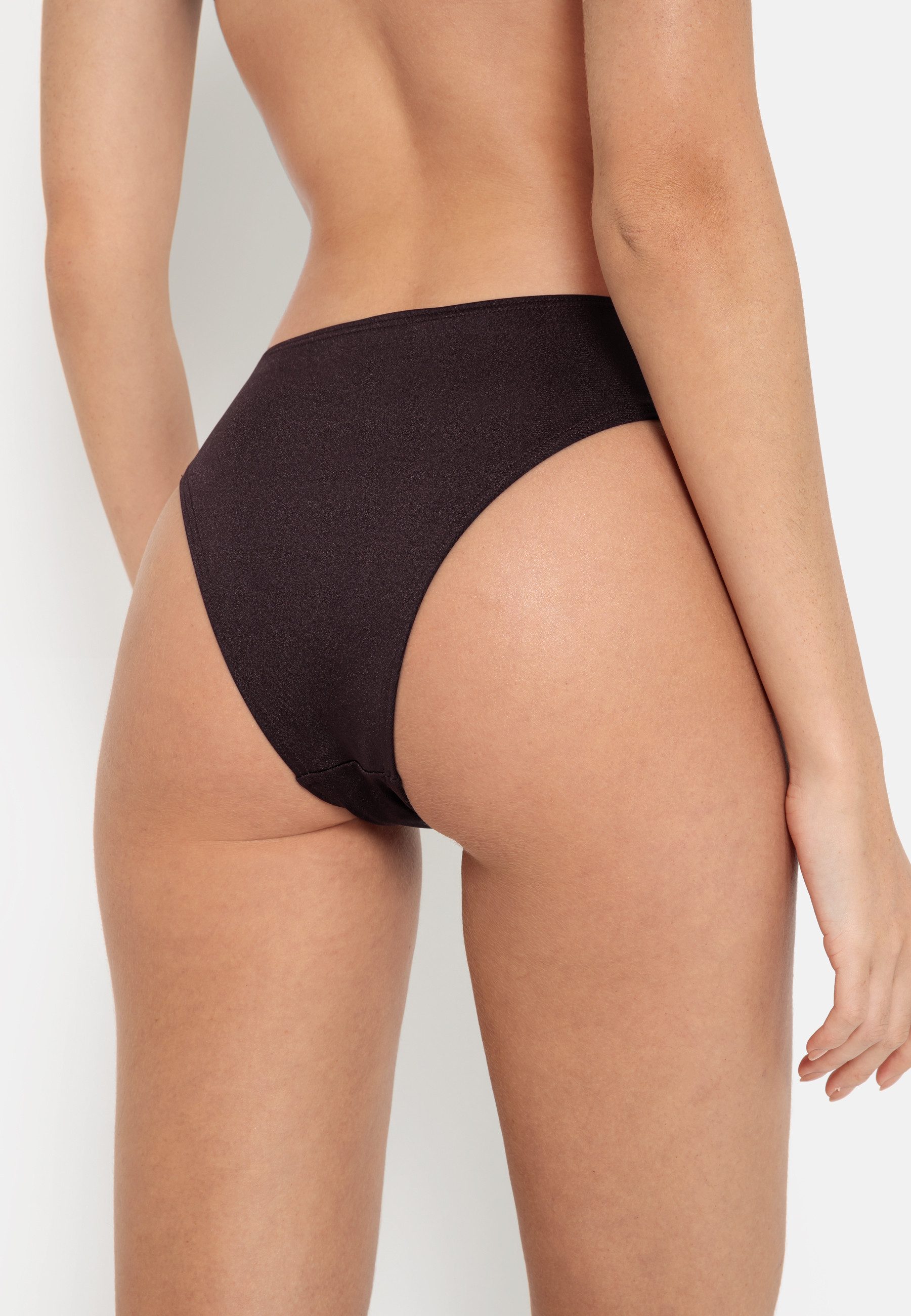 LSCN by LASCANA Bikinibroekje Nele met glanzende coating