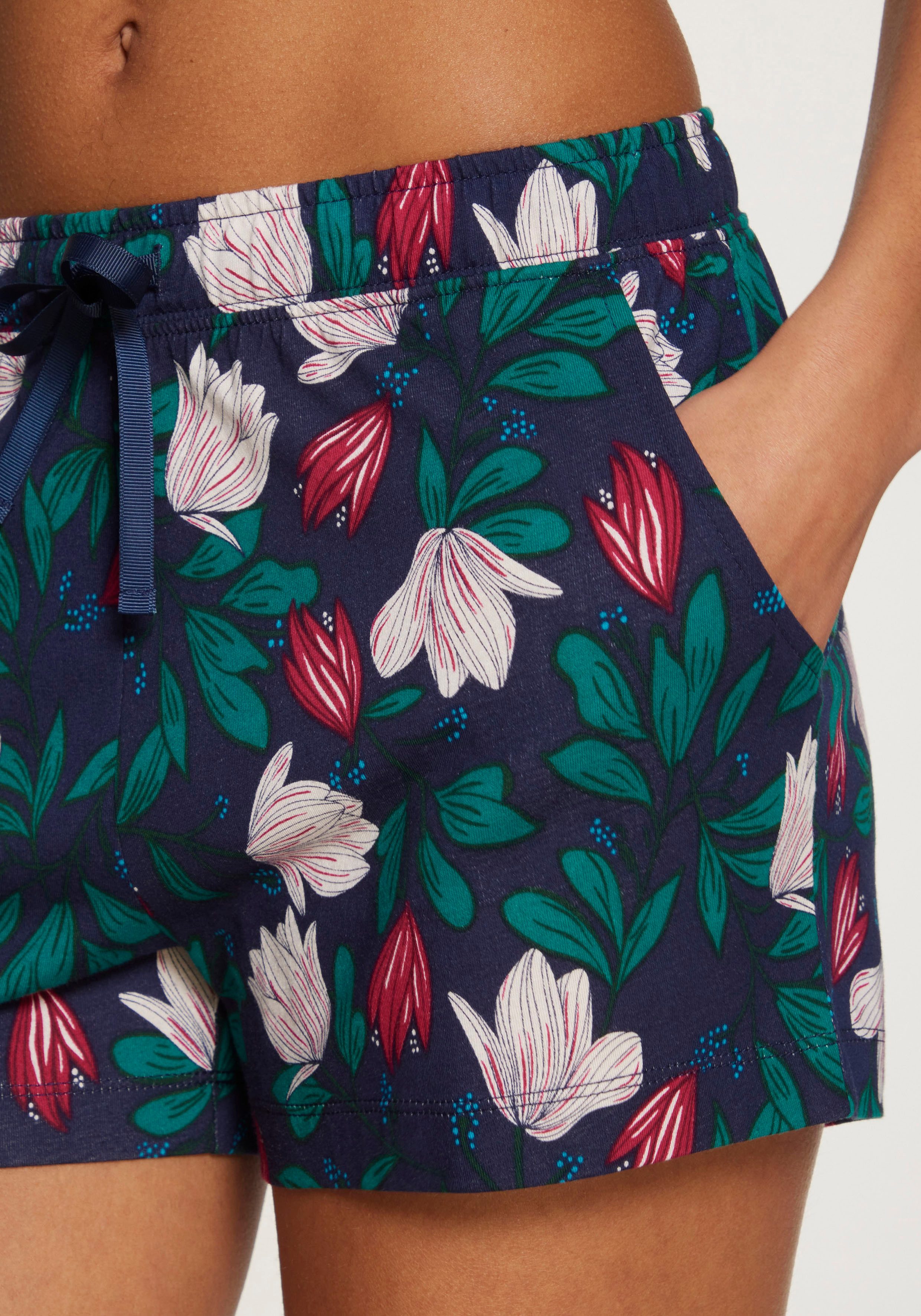s.Oliver RED LABEL Beachwear Pyjamashort met een mooi motief