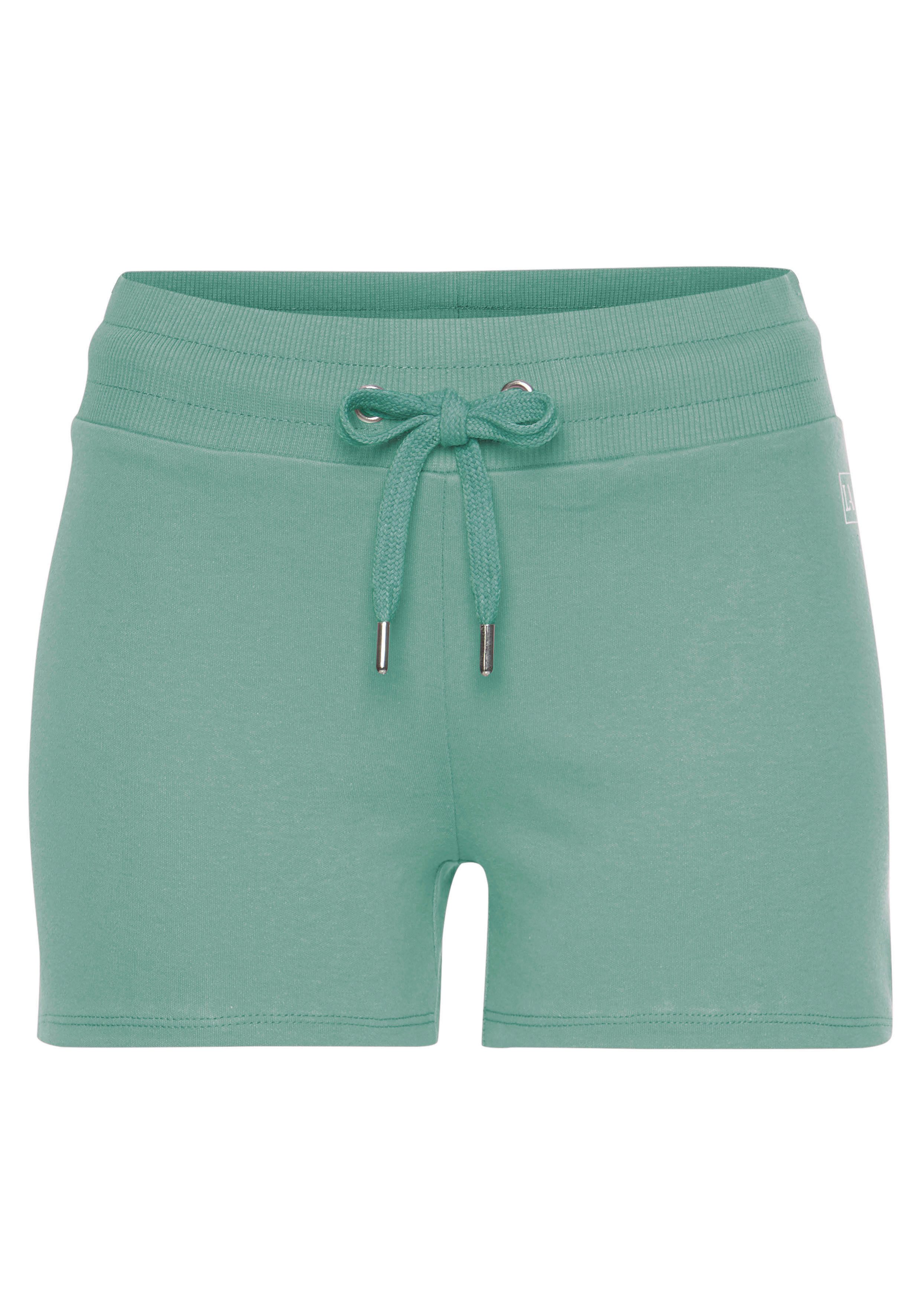 active by Lascana Short met zijsplitjes mix & match maat M (40/42) groen