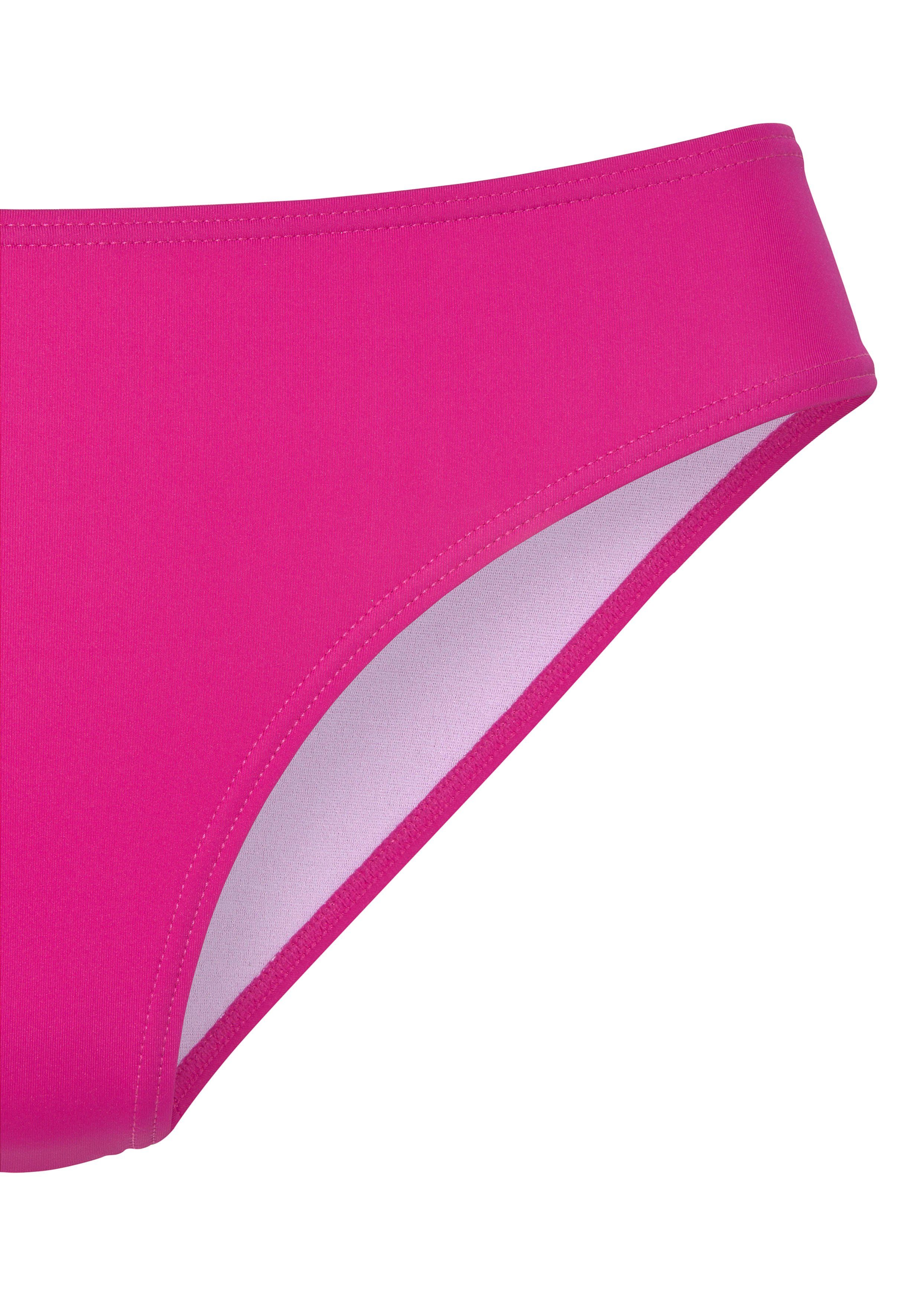 s.Oliver RED LABEL Beachwear Bikinibroekje Joy in klassieke vorm