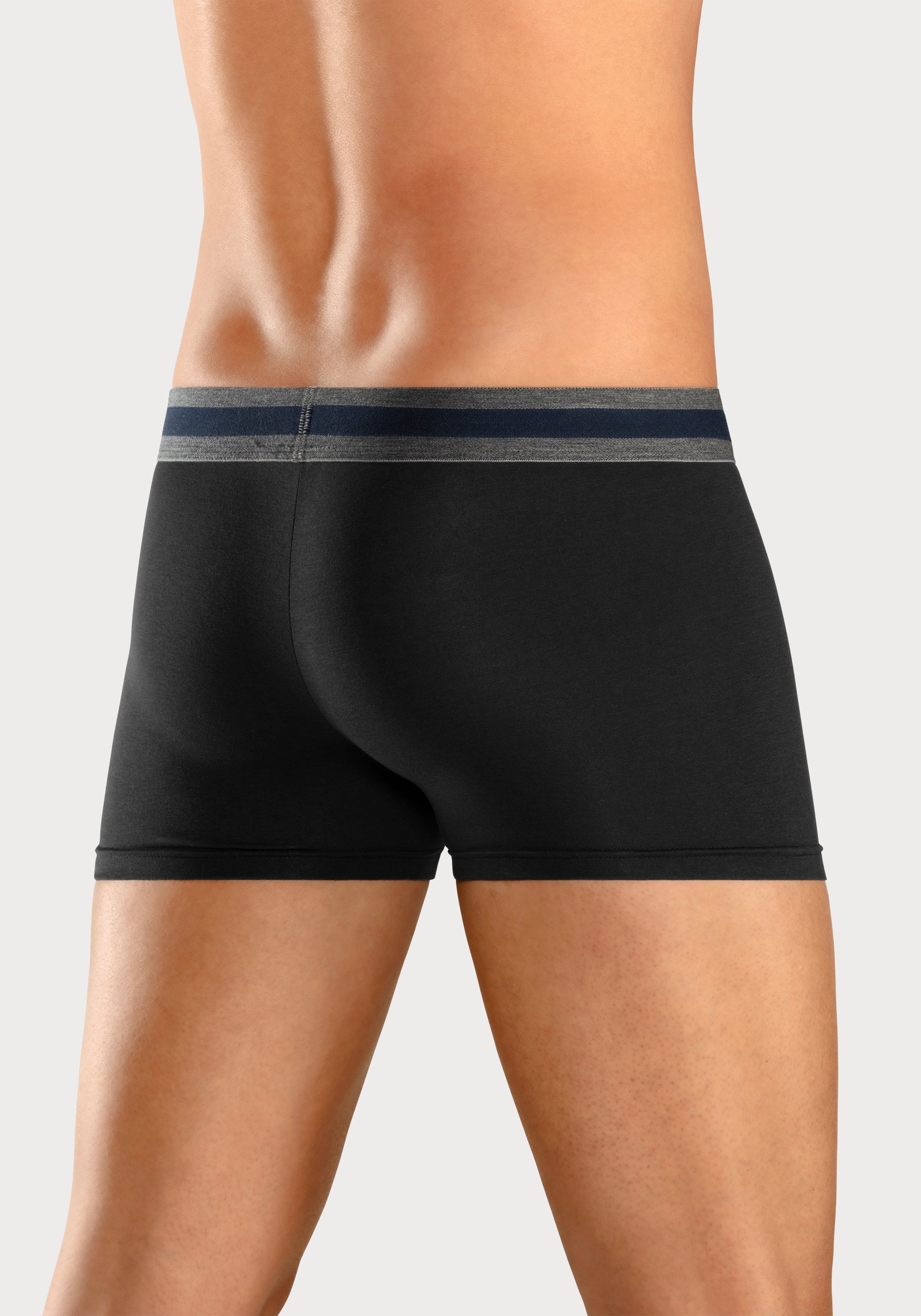 Bench. Boxershort voor heren (set, 4 stuks)