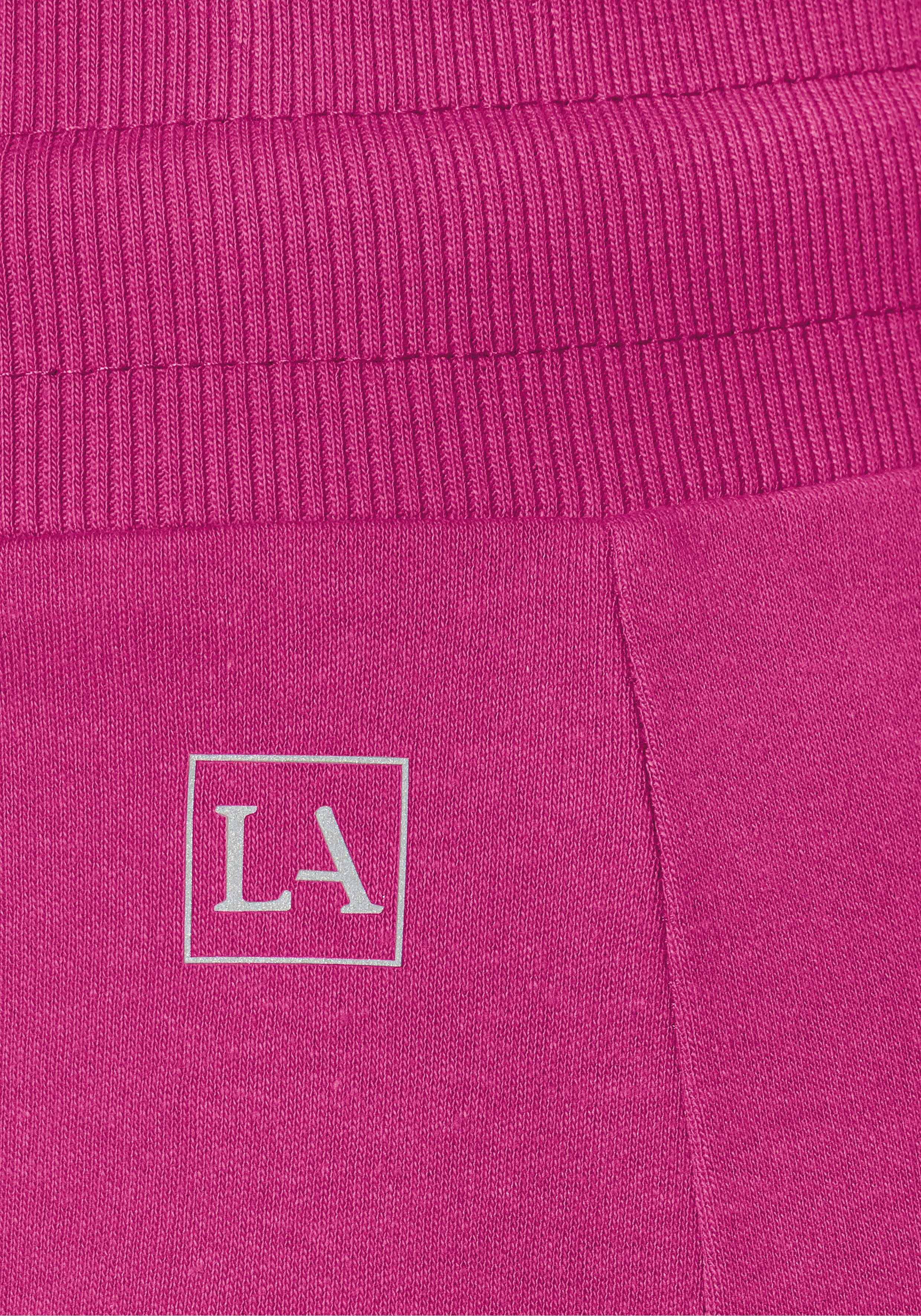 active by Lascana Short met zijsplitjes